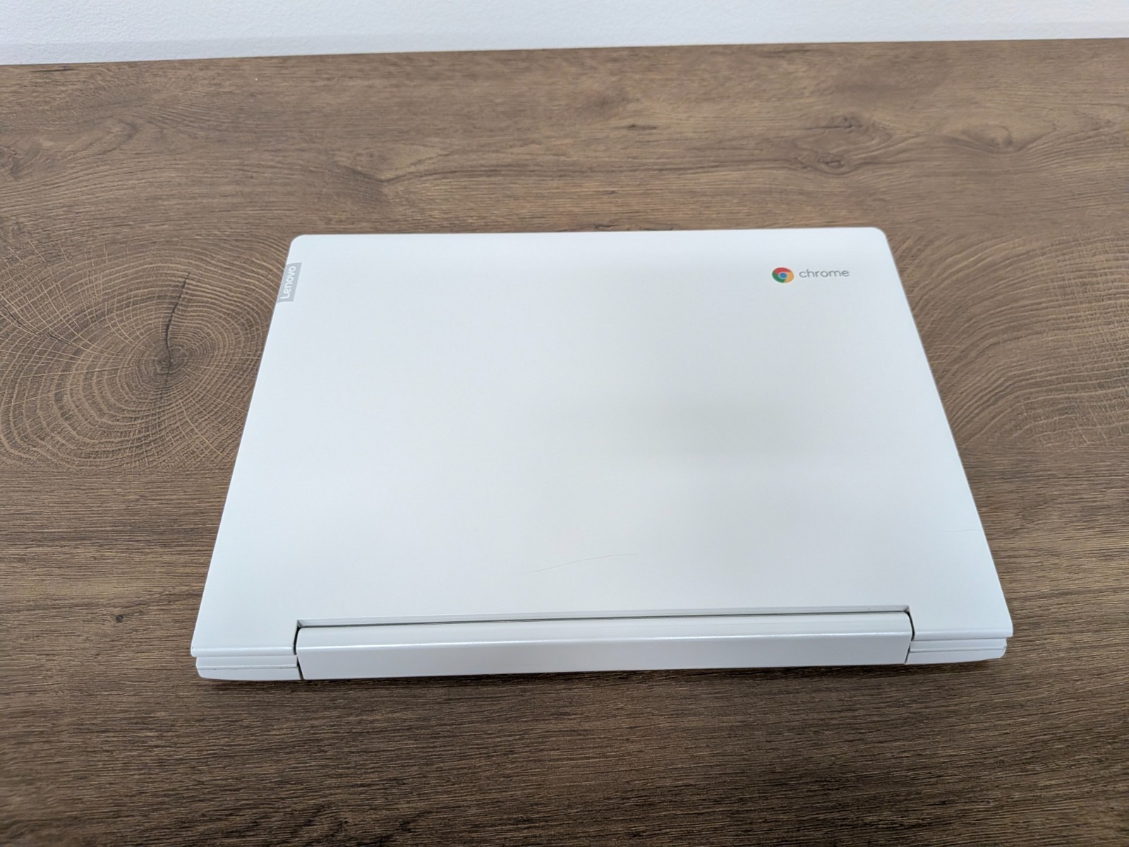 Lenovo Chromebook C330 2-in-1 Convertible Laptop 11.6″ HD MT8173C 4GB RAM 64GB