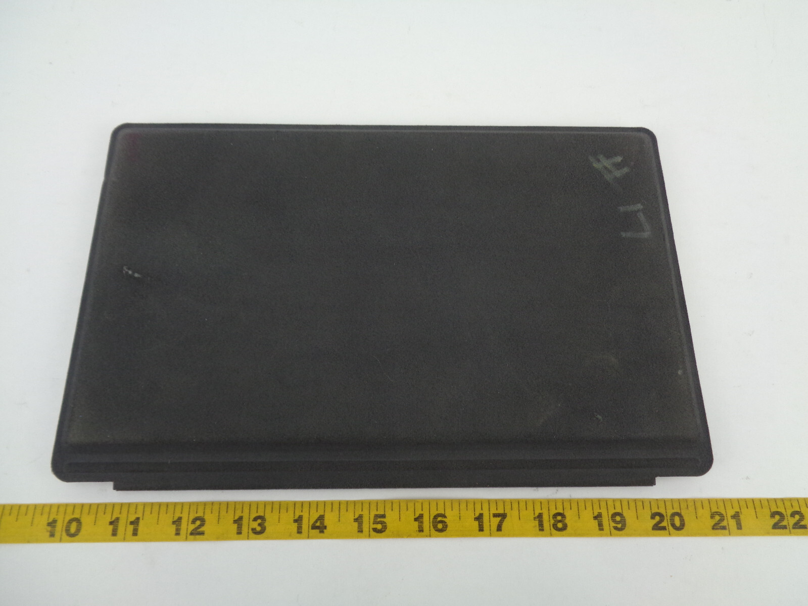 Microsoft Surface RT Tablet with Keyboard & Charger 64GB 2 GB RAM Touchscreen B