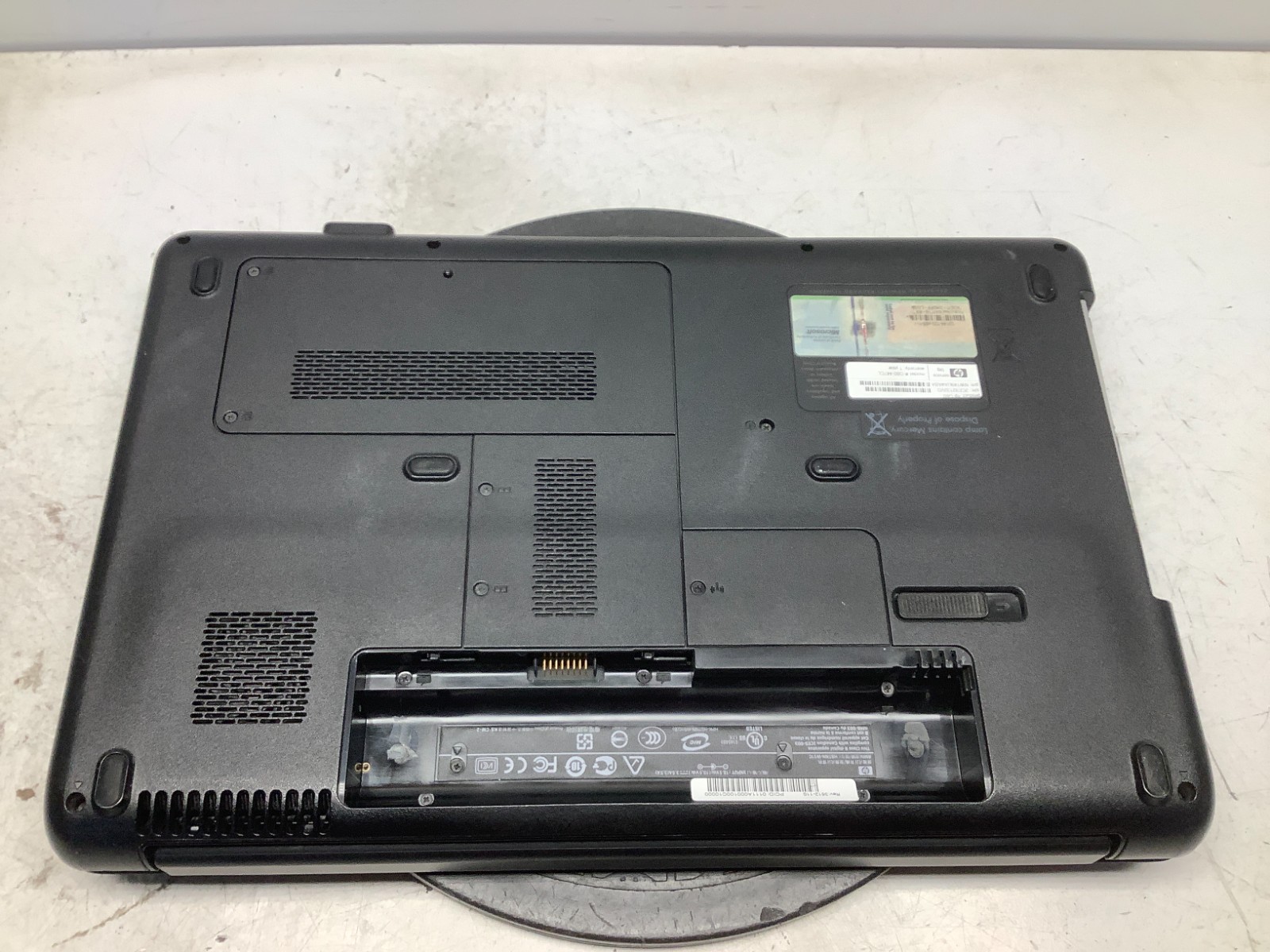 HP G60-447CL Intel Pentium Dual-Core T4200 2GHz 2 GB NO HDD