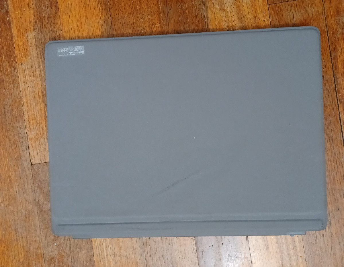 Dell Latitude 7200 2-in-1 i7-8665U 16GB RAM 512GB SSD. No AC Adapter