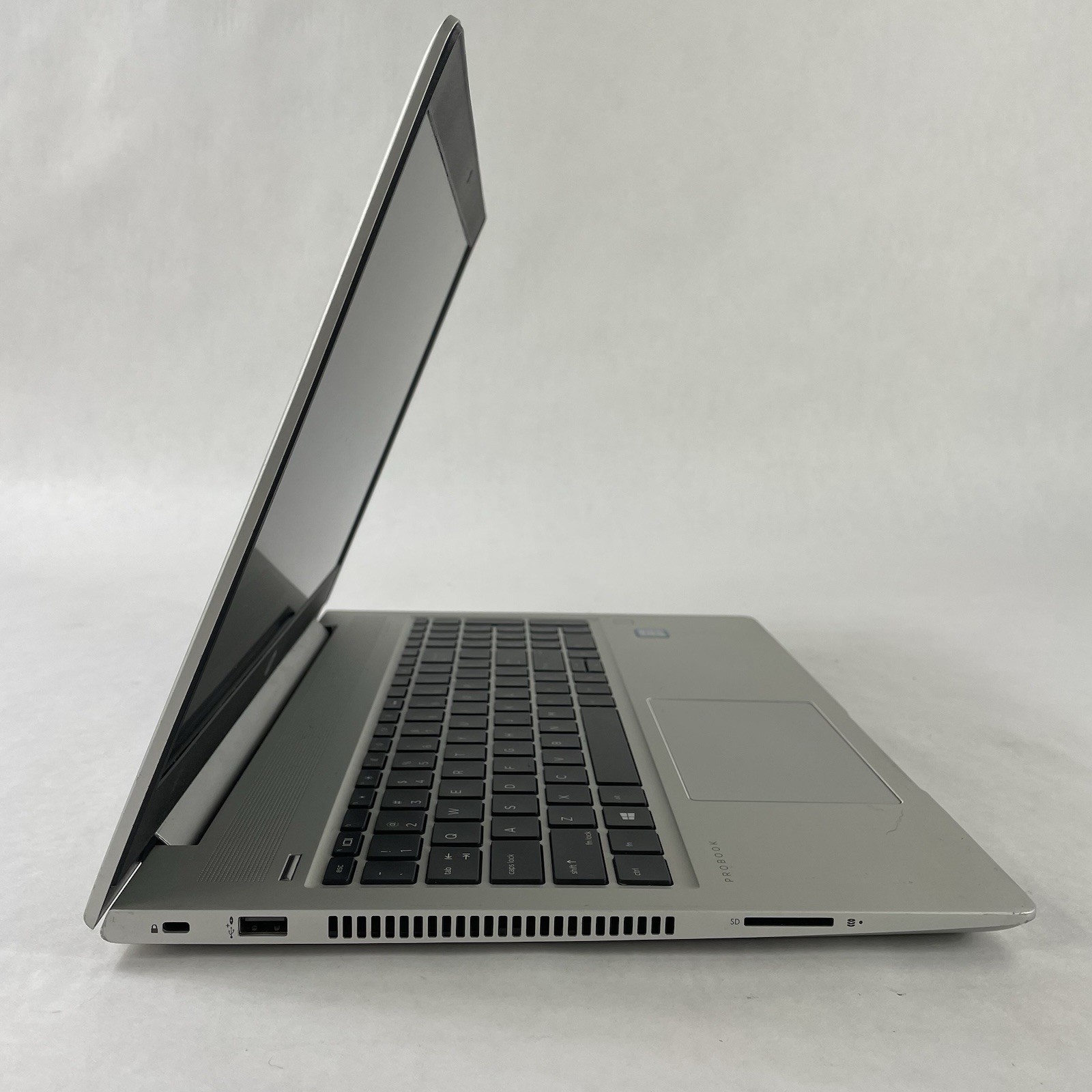 HP ProBook 450 G6 15.6″ i5-8265U 1.60 GHz 8 GB RAM No SSD No OS No AC