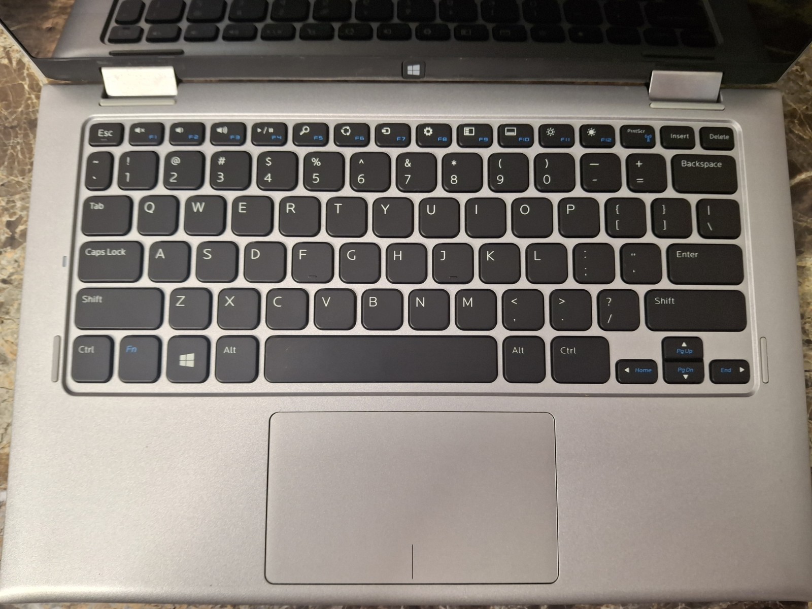 Dell Inspiron 11′-3147 Intel pentium N3540 2 in 1 laptop