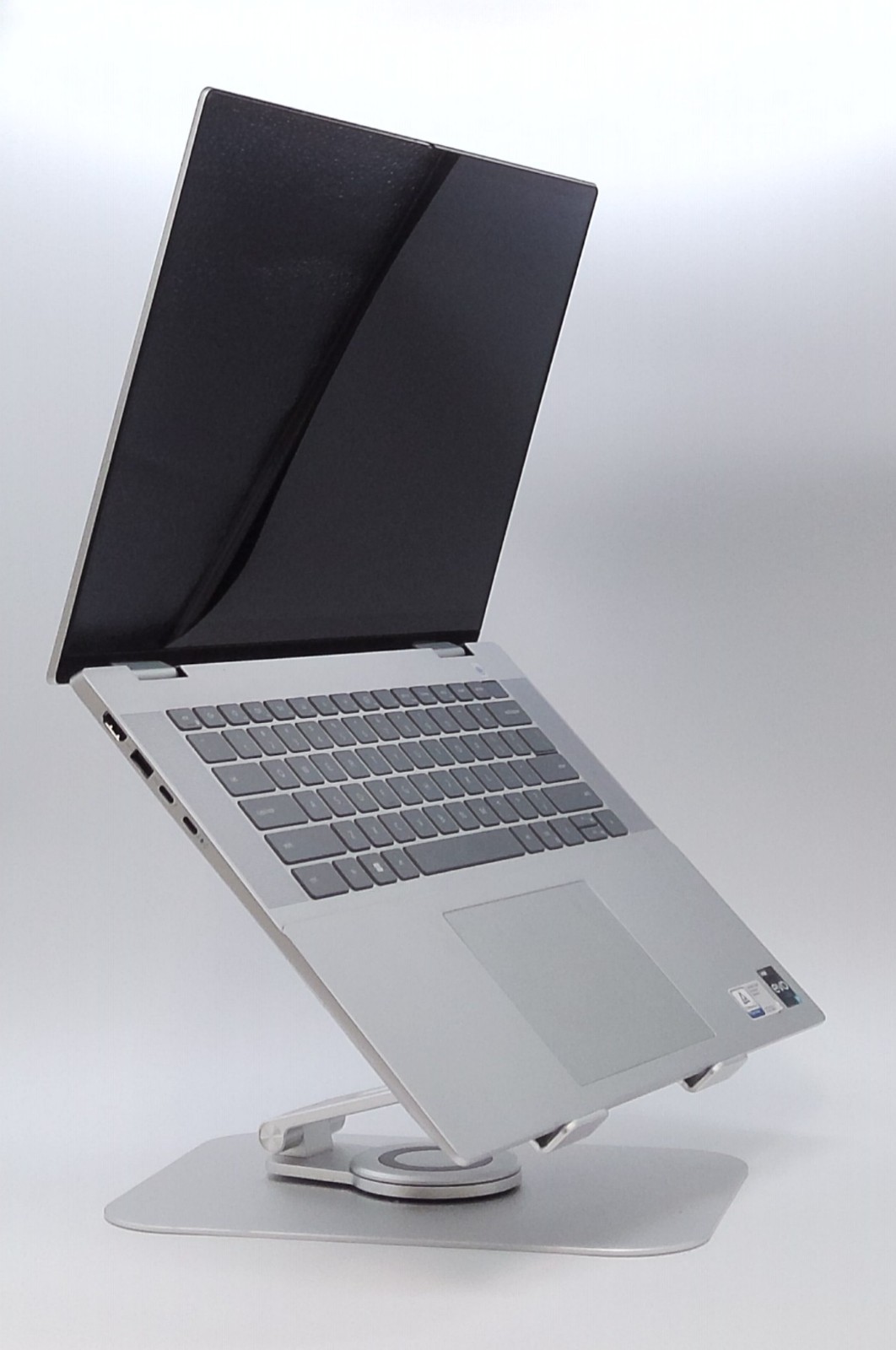 Dell Inspiron 16″ 2-in-1 FHD+TS Intel i7-1360P 16GB 1TB NVMe W11P – USED – NO AC