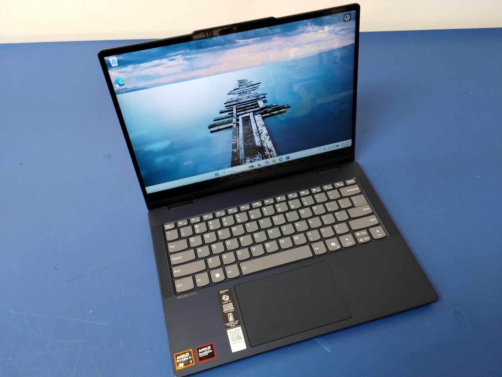Lenovo IdeaPad 5 2-in-1 14AKP10, AMD Ryzen AI 7 350, 16 GB RAM, 1 TB NVMe SSD