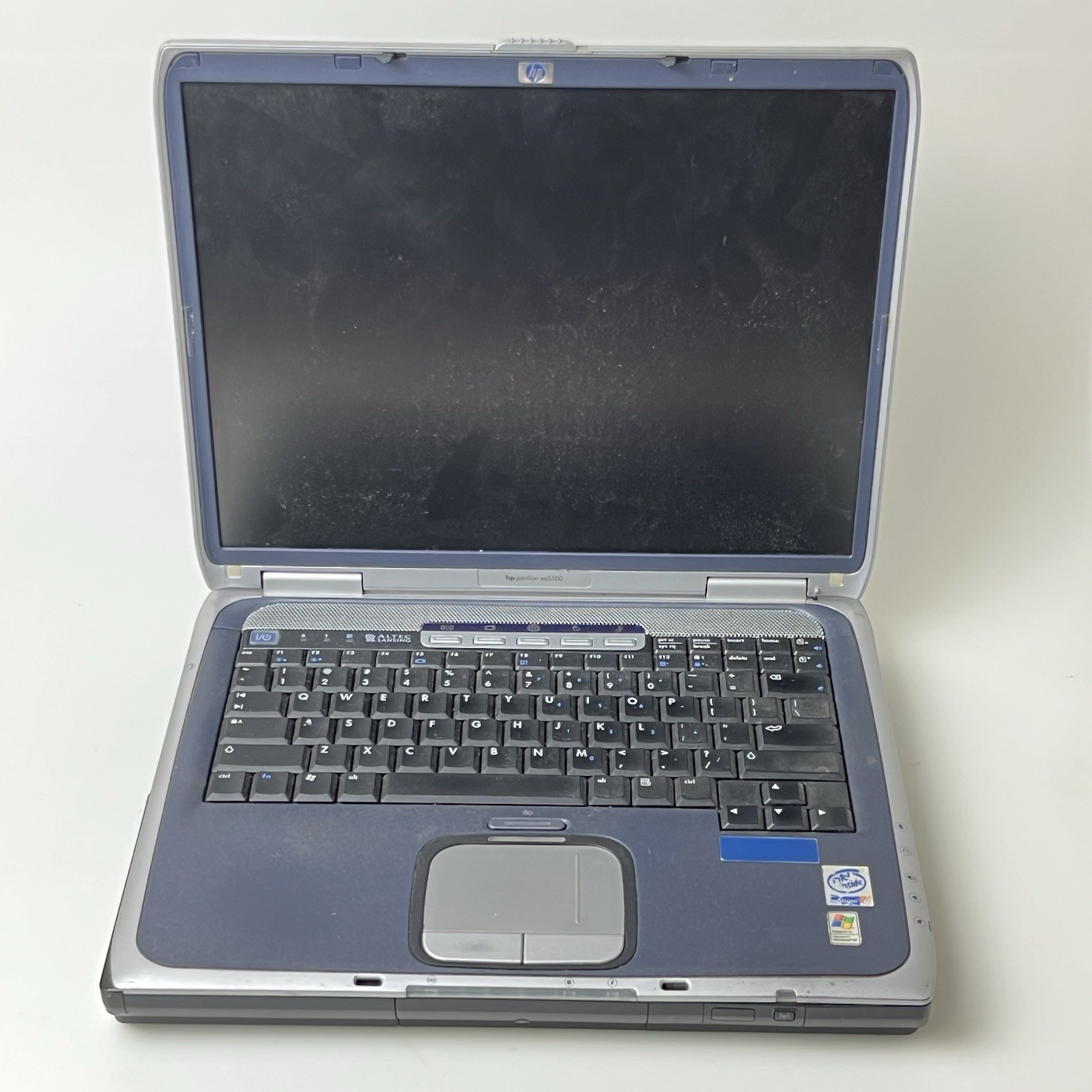 HP Pavilion ze5500 ze5575sr Laptop Pentium 4 XP 40GB IDE 256MB DVD Parts