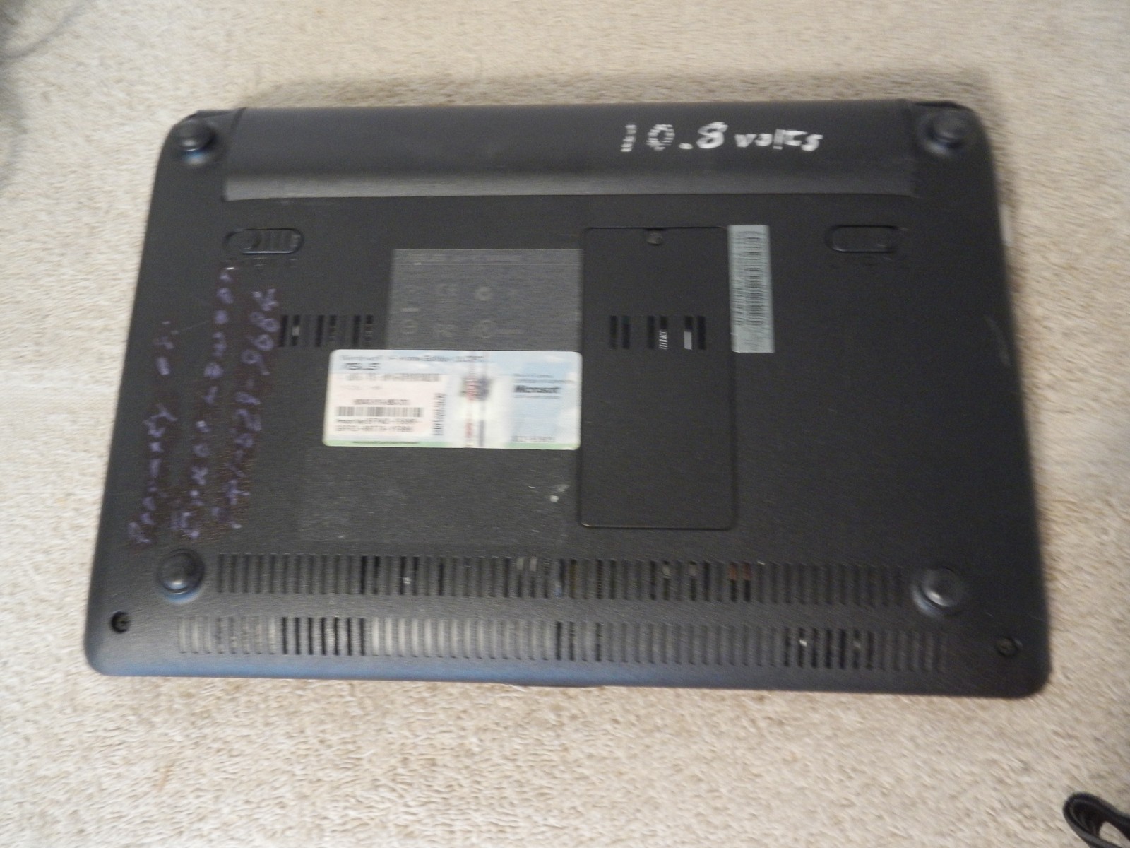 ASUS EEE 1005HAB Mini Notebook 2G Atom-N270 1.6 160HD Wifi Cam WinXP + CHGR BATT