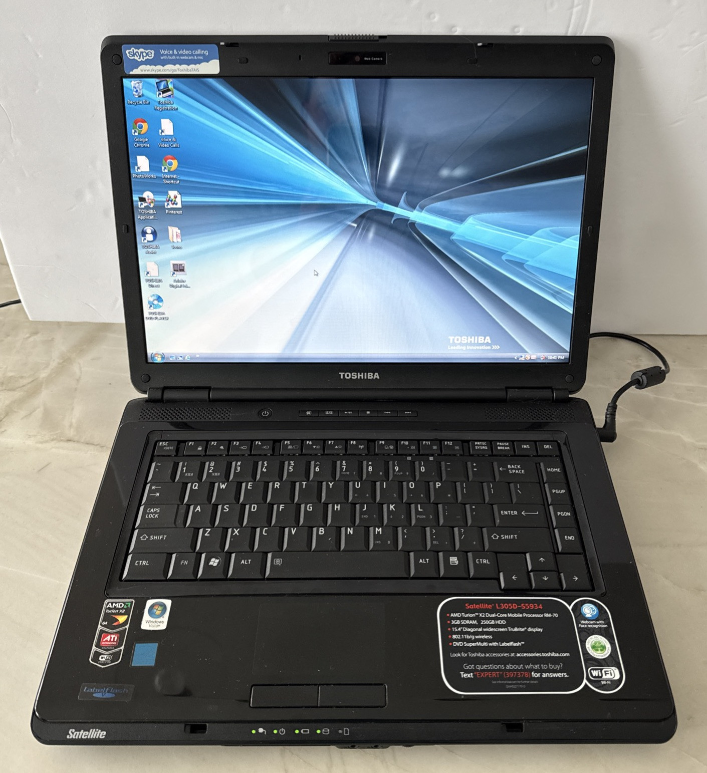 Toshiba Satellite Laptop PSLC8U-03701Q 3GB SDRAM 250GB Hard Drive Read