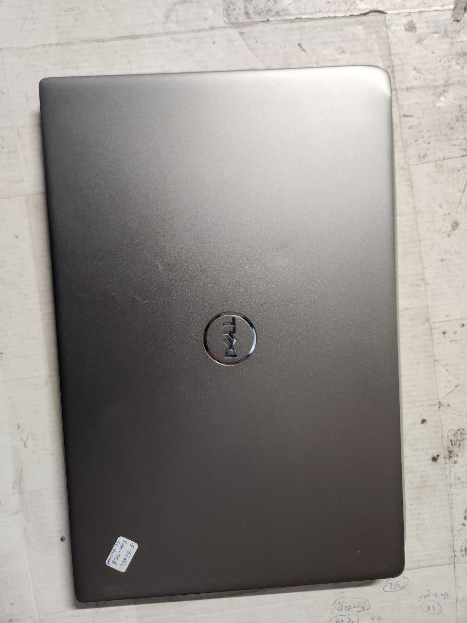 Dell Latitude 3301 (Core i5-8265U, 8GB RAM, 256GB SSD, Win 11 Pro) for parts