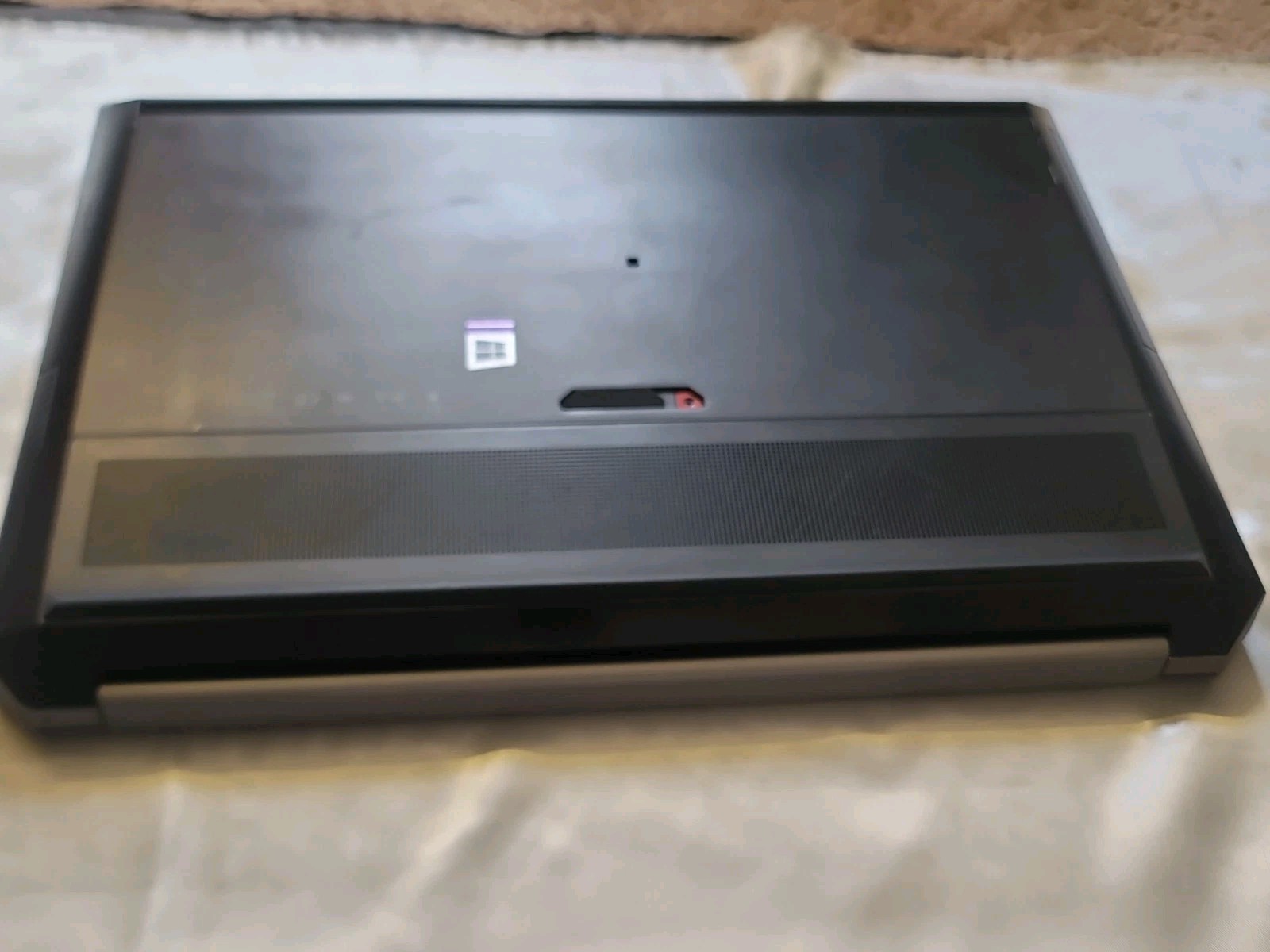 HP ZBook 17 G6 17.3″ i7-9850H 2.6GHz 16 GB 512GB .