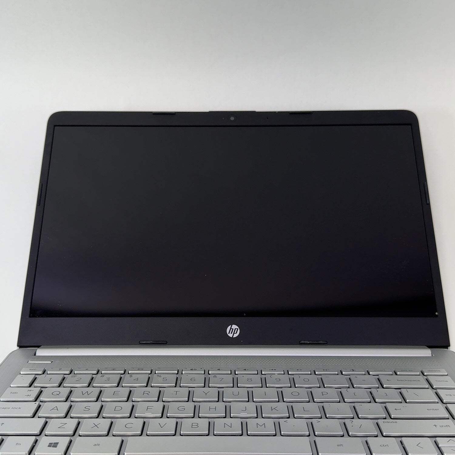 HP Laptop 14-DK1032WM 14″ Ryzen 3 3250U 2.6GHz 4GB RAM 128GB SSD