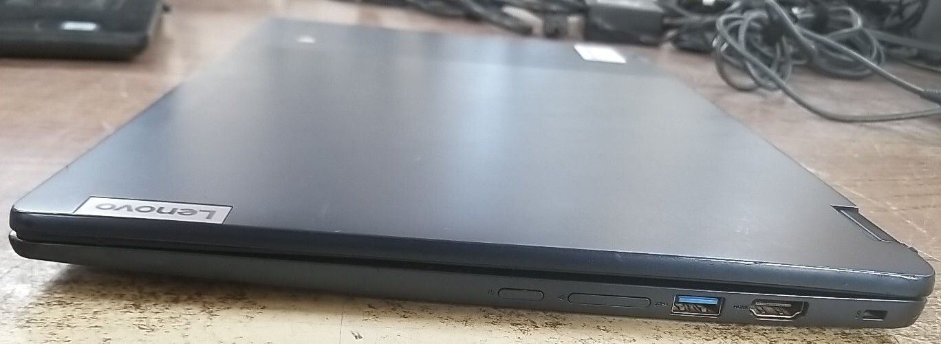 Lenovo IdeaPad Slim3 Chromebook 14″ Full HD Touch Laptop W/ PENTIUM Silver N6000