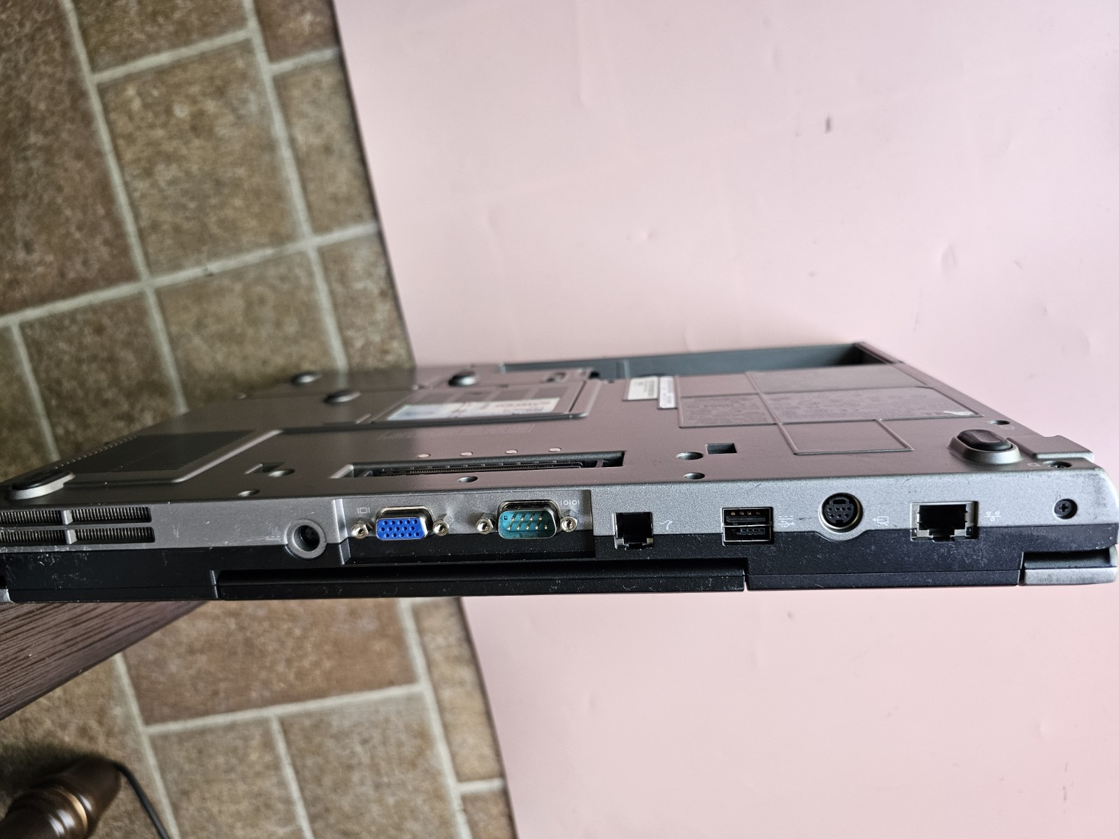 Dell Latitude D830 Core 2 DUO 3GB RAM 0GB SSD SERIAL COM PORT, PHONE PORT