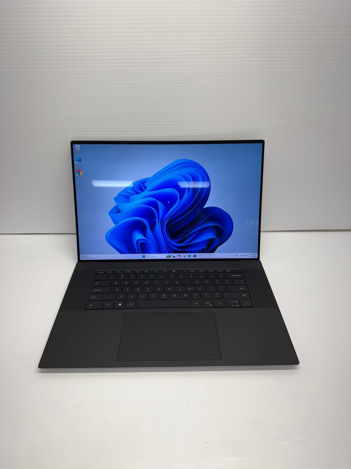 Dell Precision 5760 17″ FHD+, Core i7-11850H 32GB 512GB NVMe, Win 11 | Fair Cond