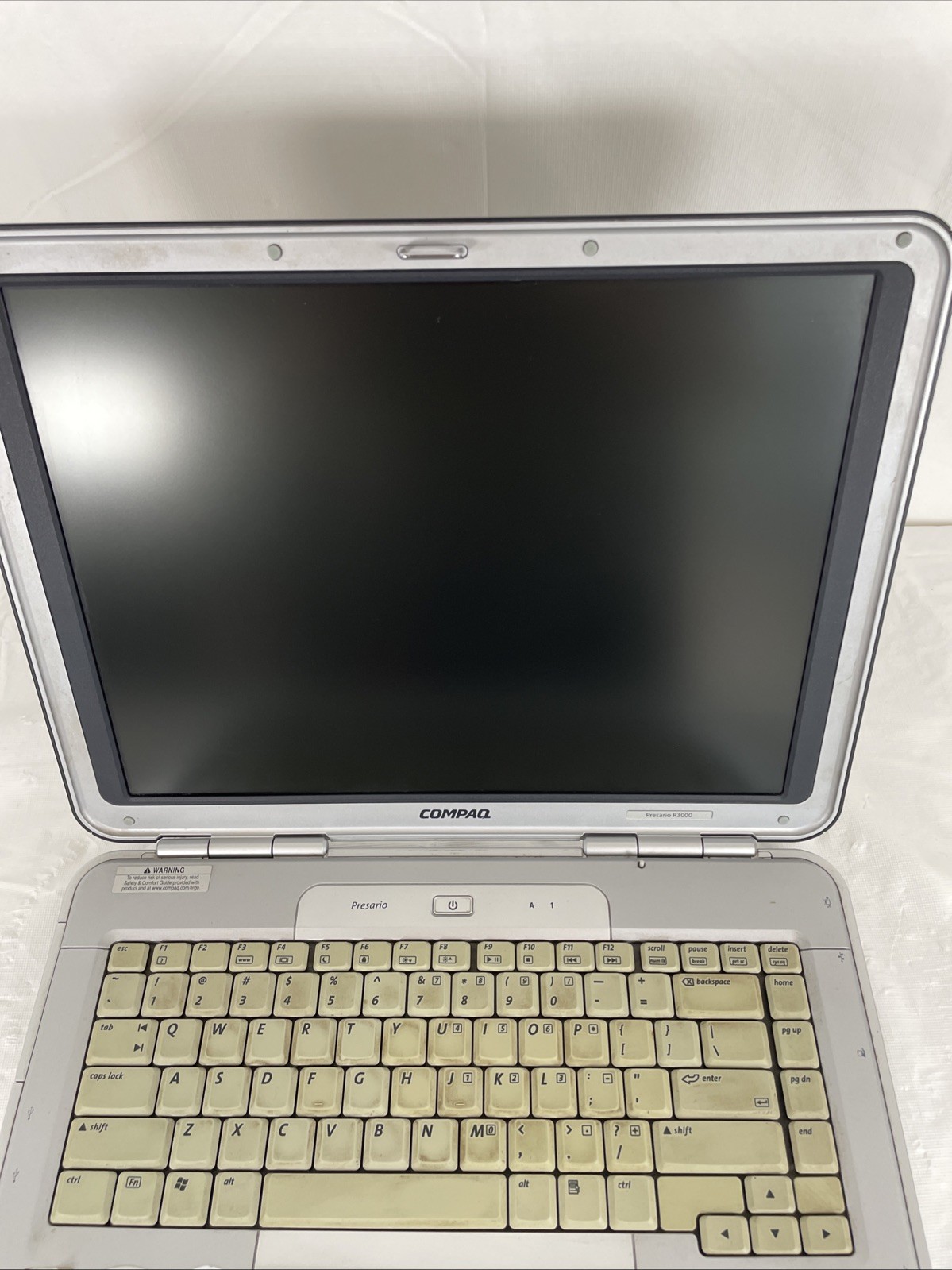 Compaq Presario R3200 Athlon 64 15″ 512MB RAM – BOOTS BIOS – No HDD | BB