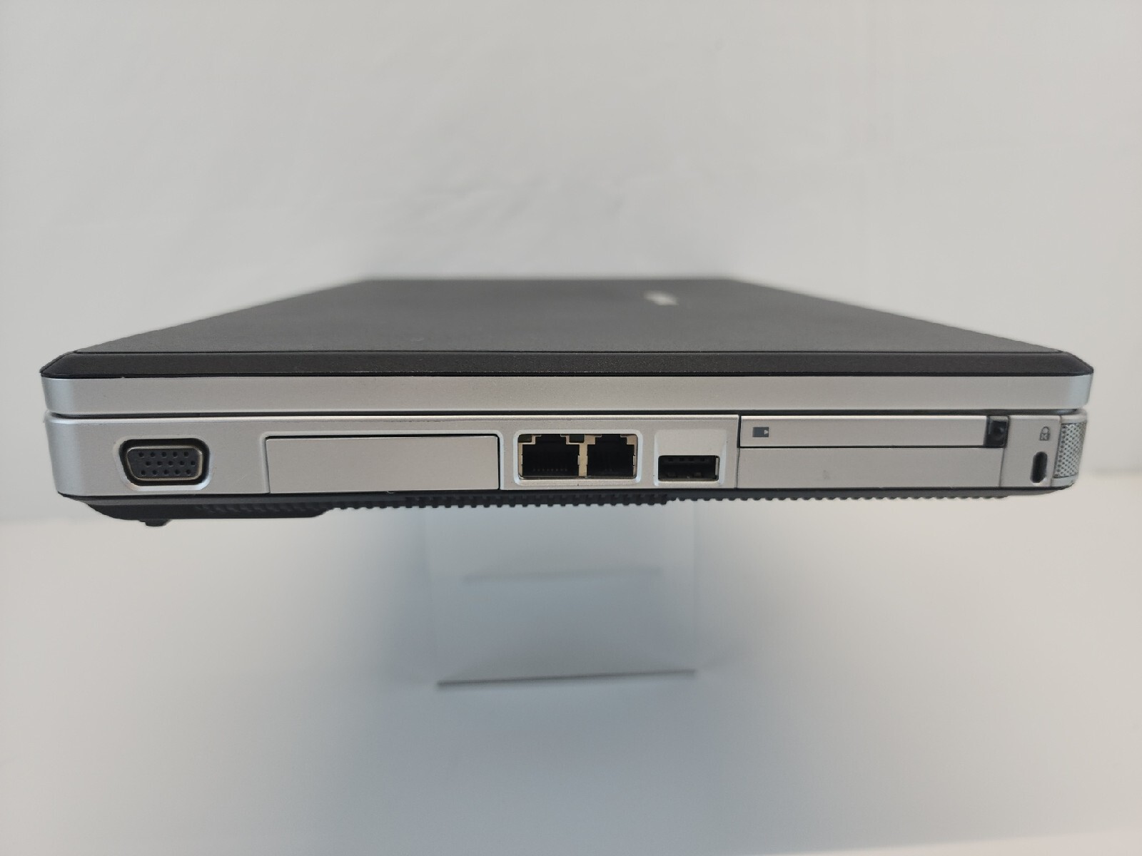 Compaq Presario V2000 14″ Windows XP PRO SP3 Laptop AMD CPU WiFi PARTS ONLY