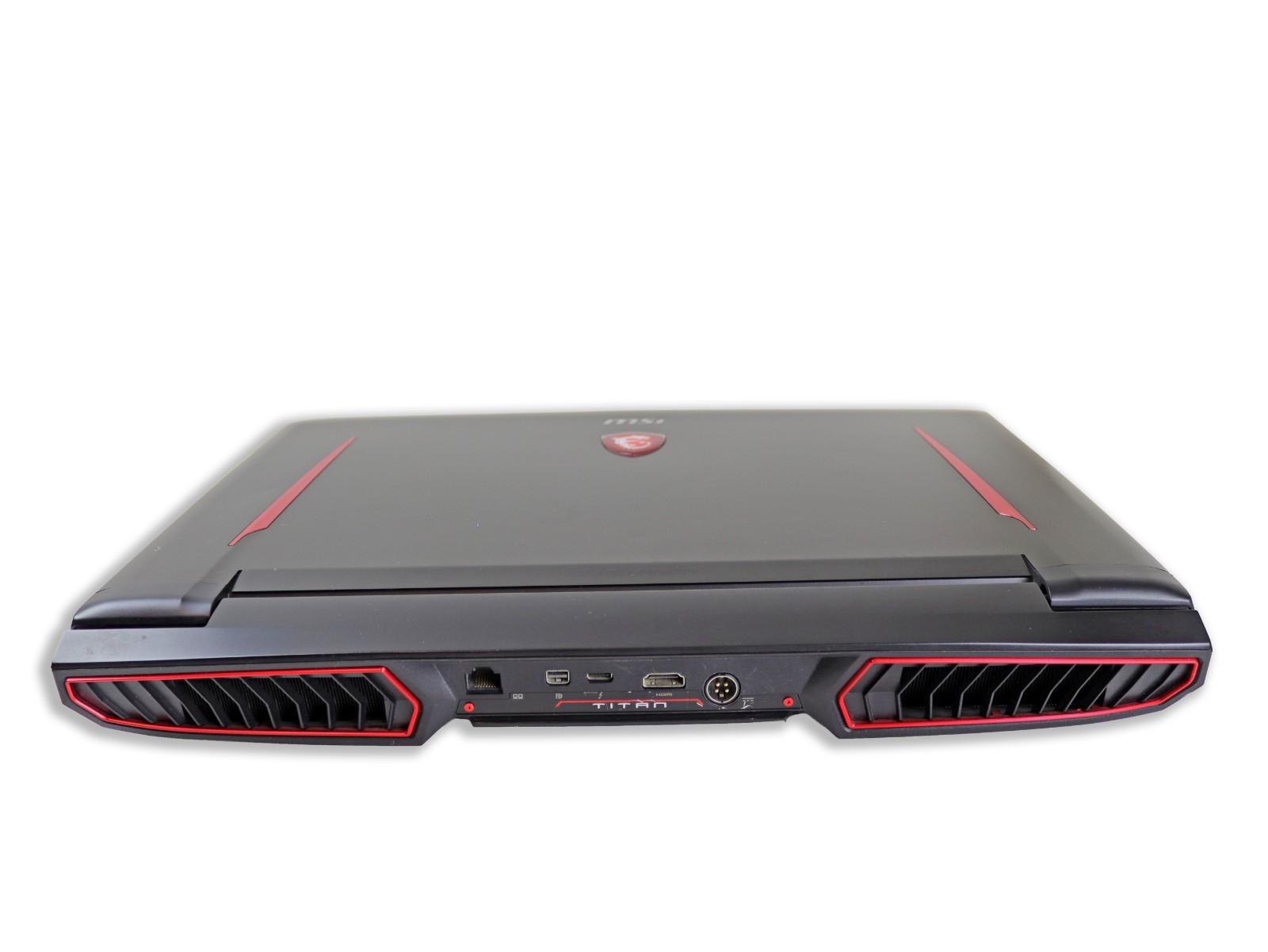 MSI 17.3 GT73 Titan Core i7-7820HK 32GB DDR4 512GB SSD NVIDIA GTX 1070 8GB