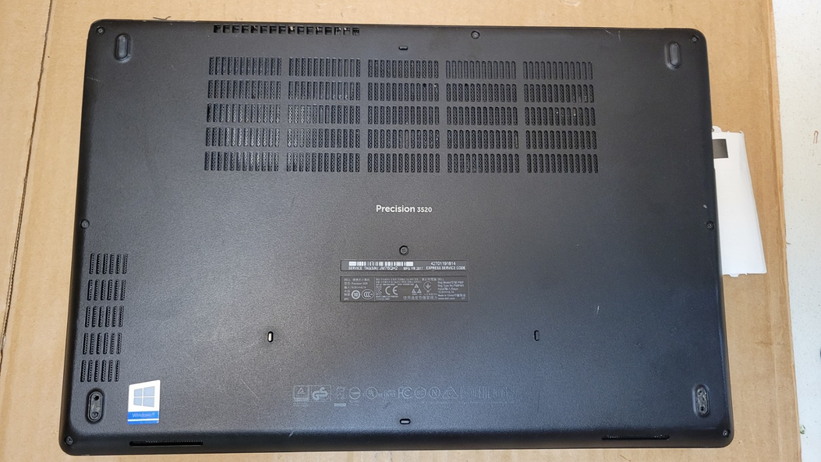 Dell Precision 3520 Laptop | i7-7820HQ 2.9GHz | 32GB RAM | 1TB SSD | Win 10 Pro