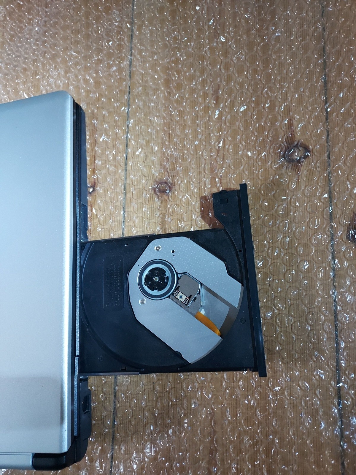 Fujitsu Siemens Amilo LI 1705 Laptop