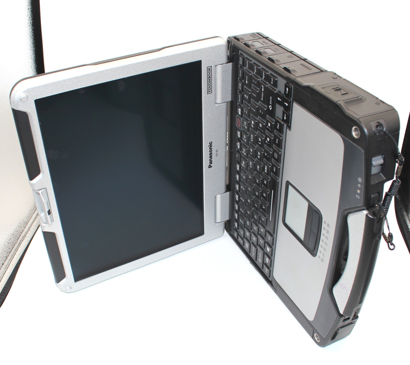 Panasonic tough CF-31 MK4 Core i7-3520M@2.9GHz/1TBSSD/4G LTE/ TOUCH/WIN10P64B