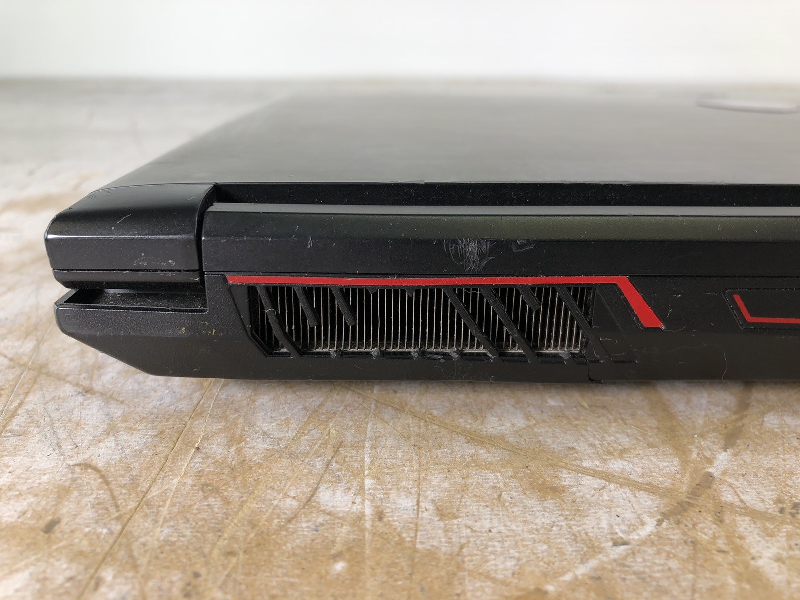 MSI MS-16J9 I5-7300HQ @ 2.50GHz, 16GB RAM, NO HDD/OS