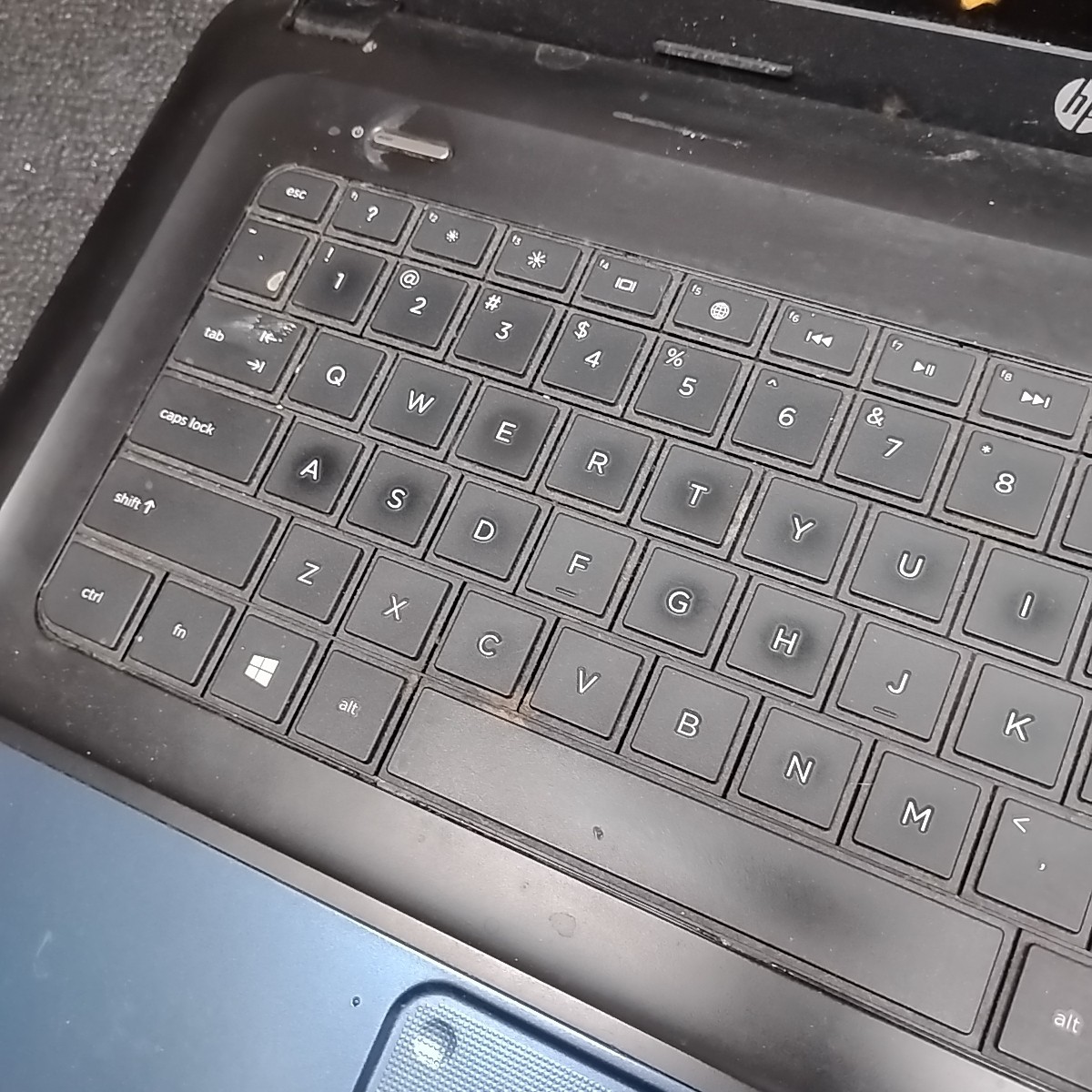 HP 2000-2D19WM 15.6″ Notebook Laptop Computer, FOR PARTS