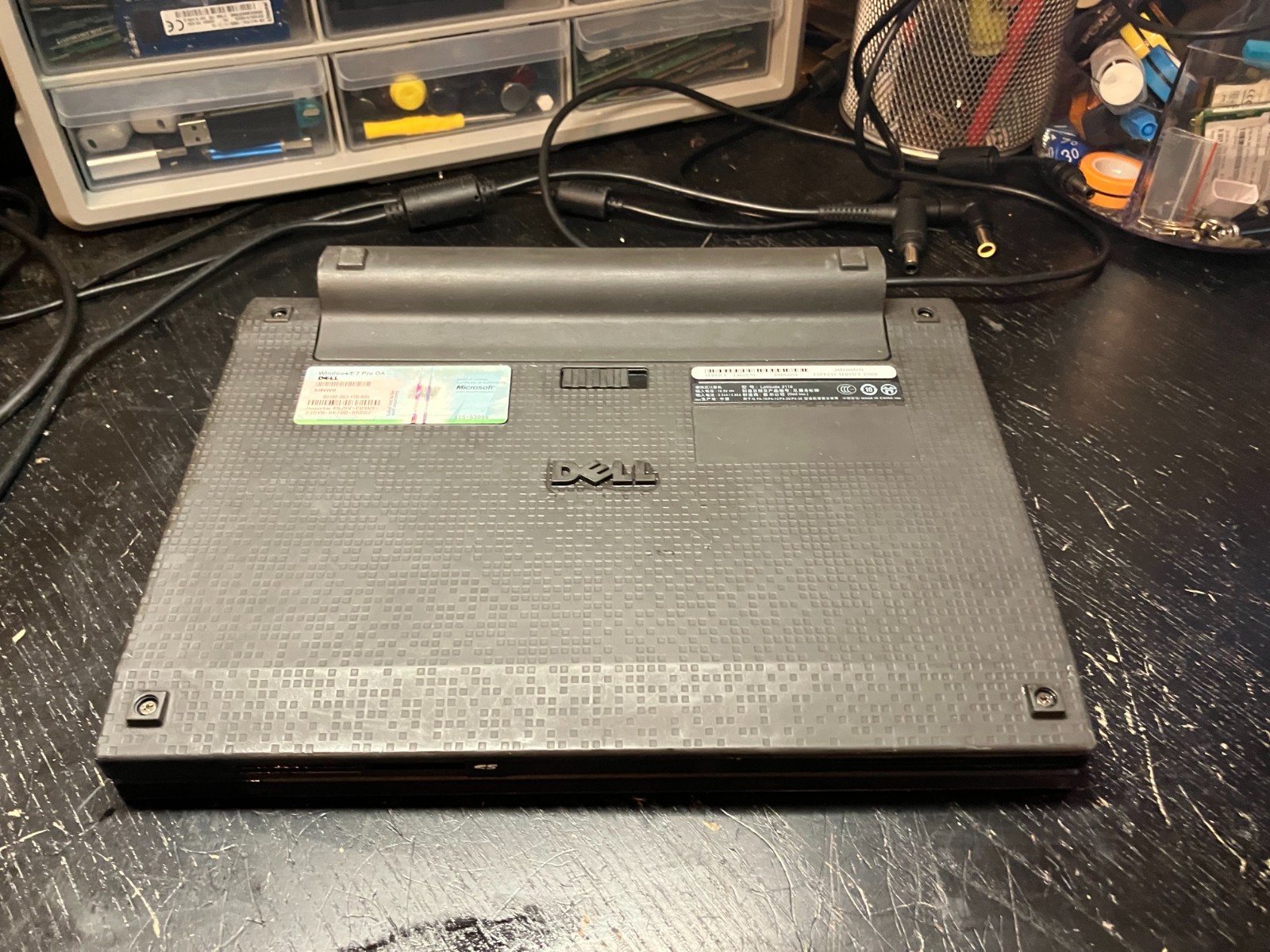 Dell Latitude 2110 10″ Vintage Laptop Atom 1.8GHz 2GB RAM 120GB SSD Win XP Wifi