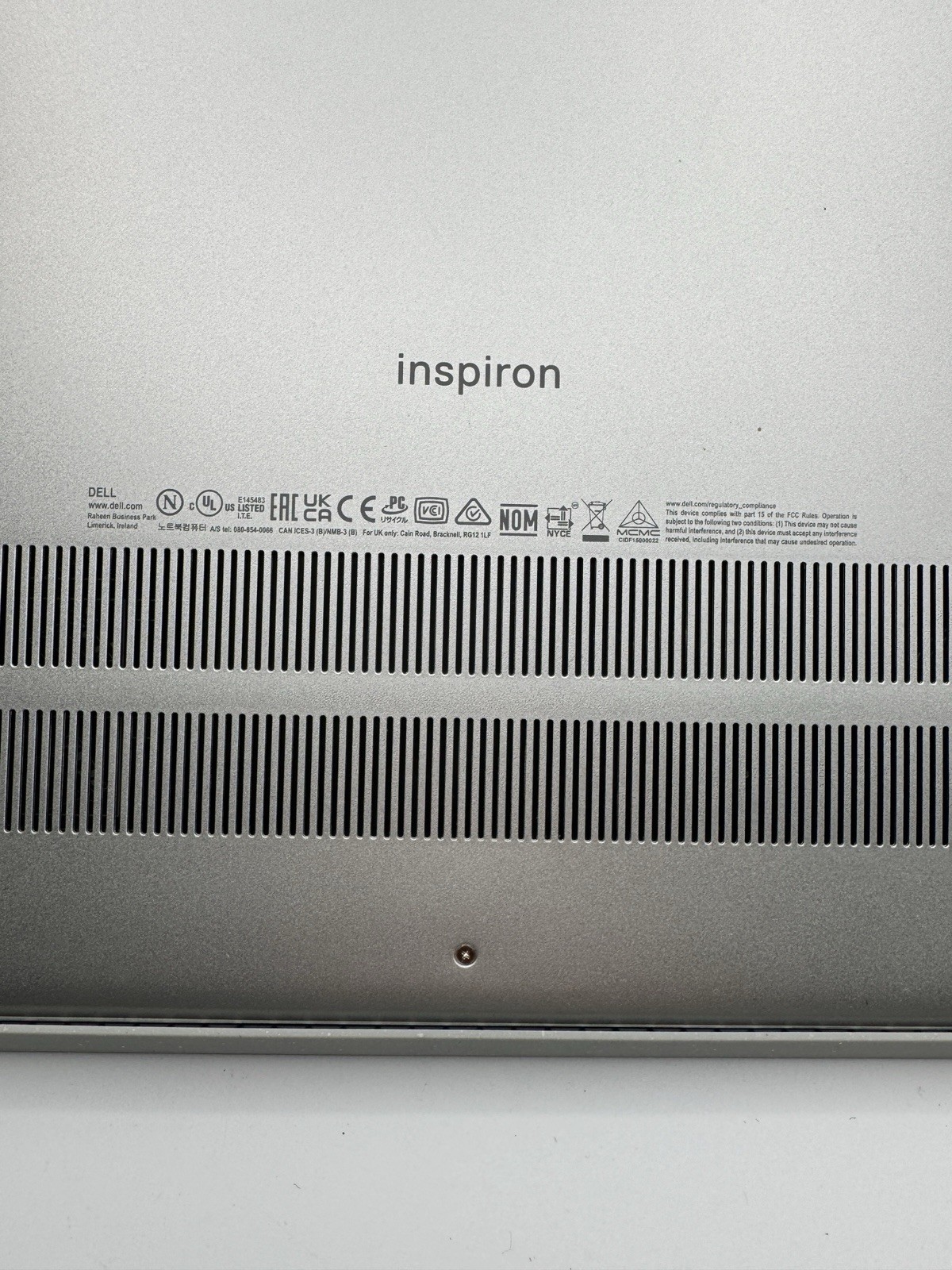 Dell Inspiron 14 P157G 14″ Ryzen 5 5625U 16GB RAM 512GB SSD