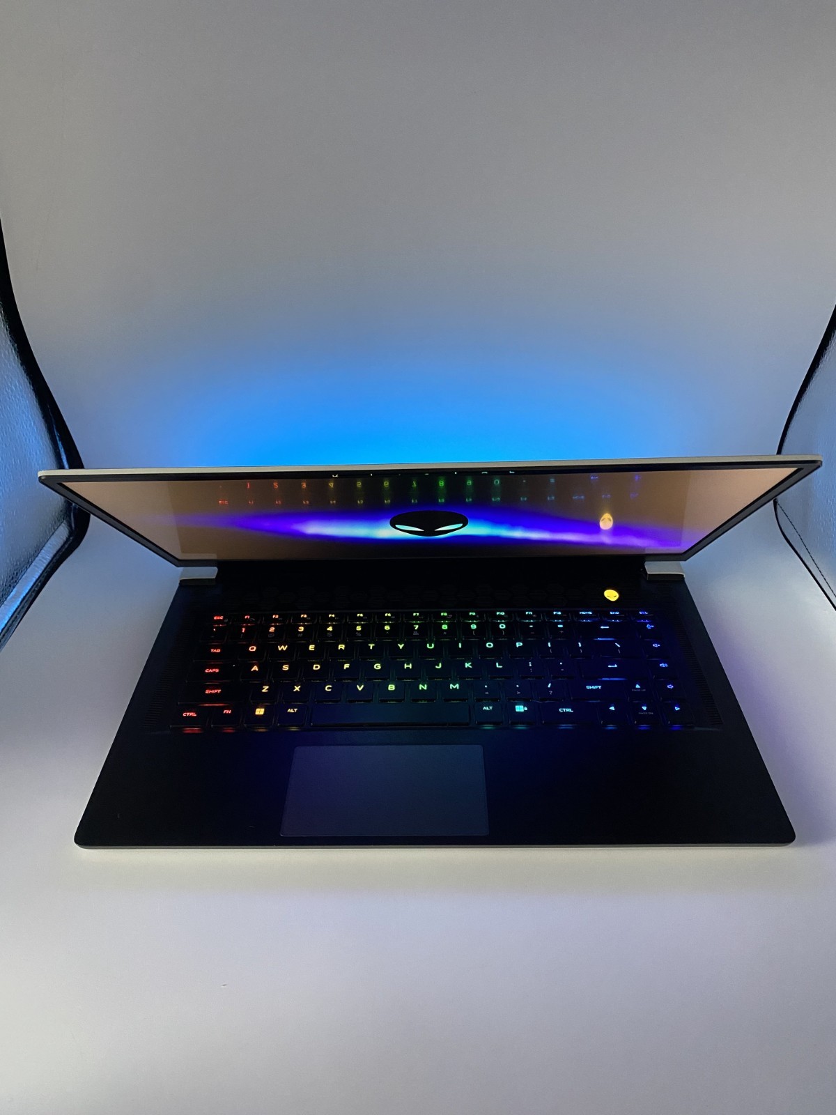 Dell Alienware X15 R1 15″ RTX 3070 i7-11800H 16GB 512GB SSD W11H Restored Laptop