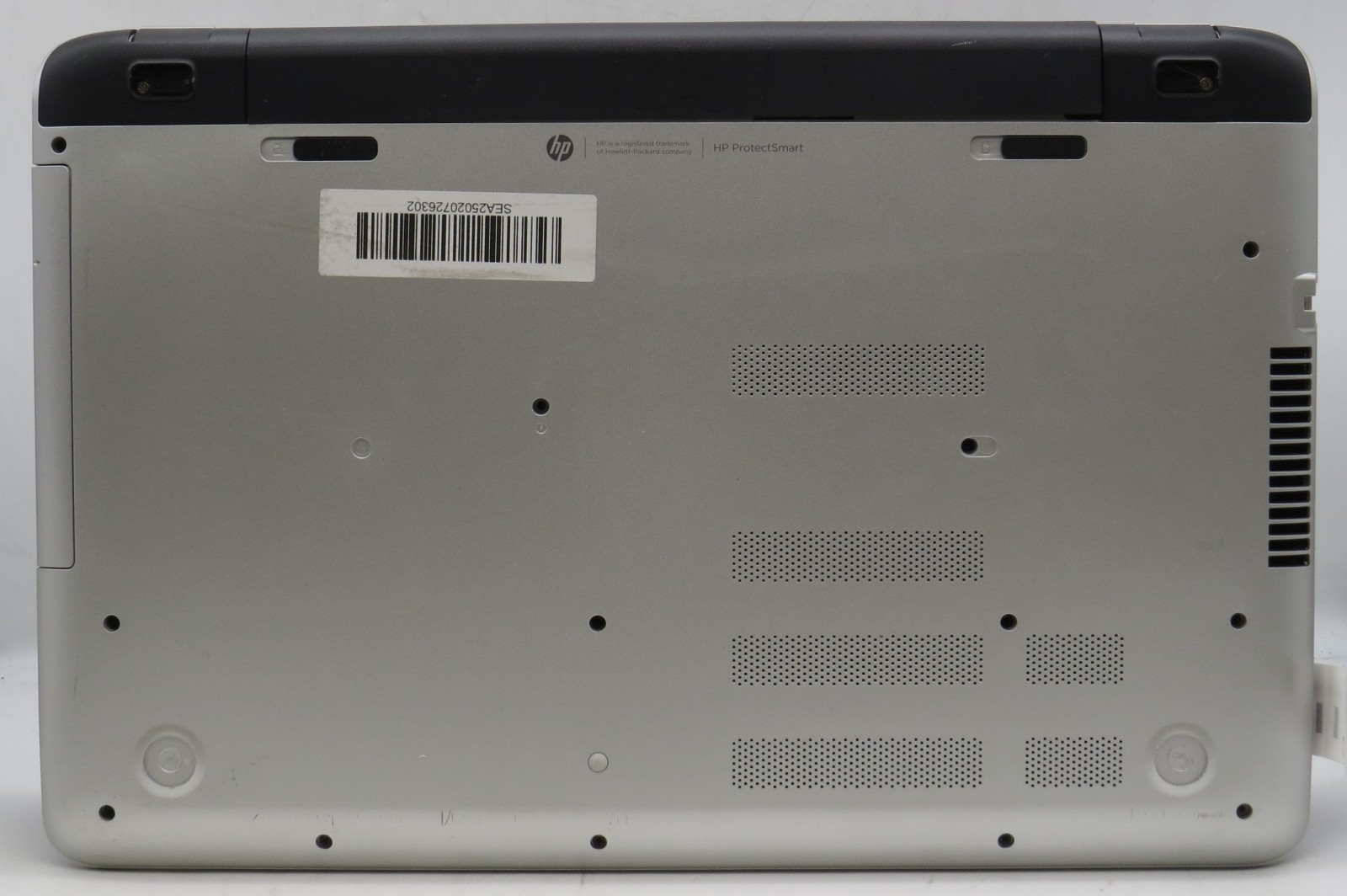 HP Pavilion 17-E118DX | 17.3″ | i5-4210U @ 1.70GHz | 4GB DDR3 | No HDD/OS