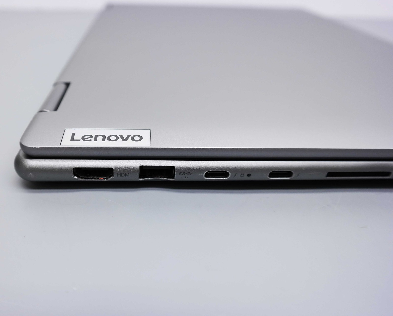 Lenovo Yoga 7 16IAP7 16″ Core i7-1260P 16GB 512GB SSD