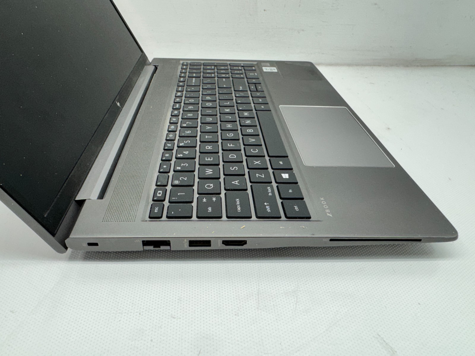 HP Zbook Power G7 i7-10850H@2.7GHz 16GB 256G Qudaro T2000 Win 11 W/AC *READ*