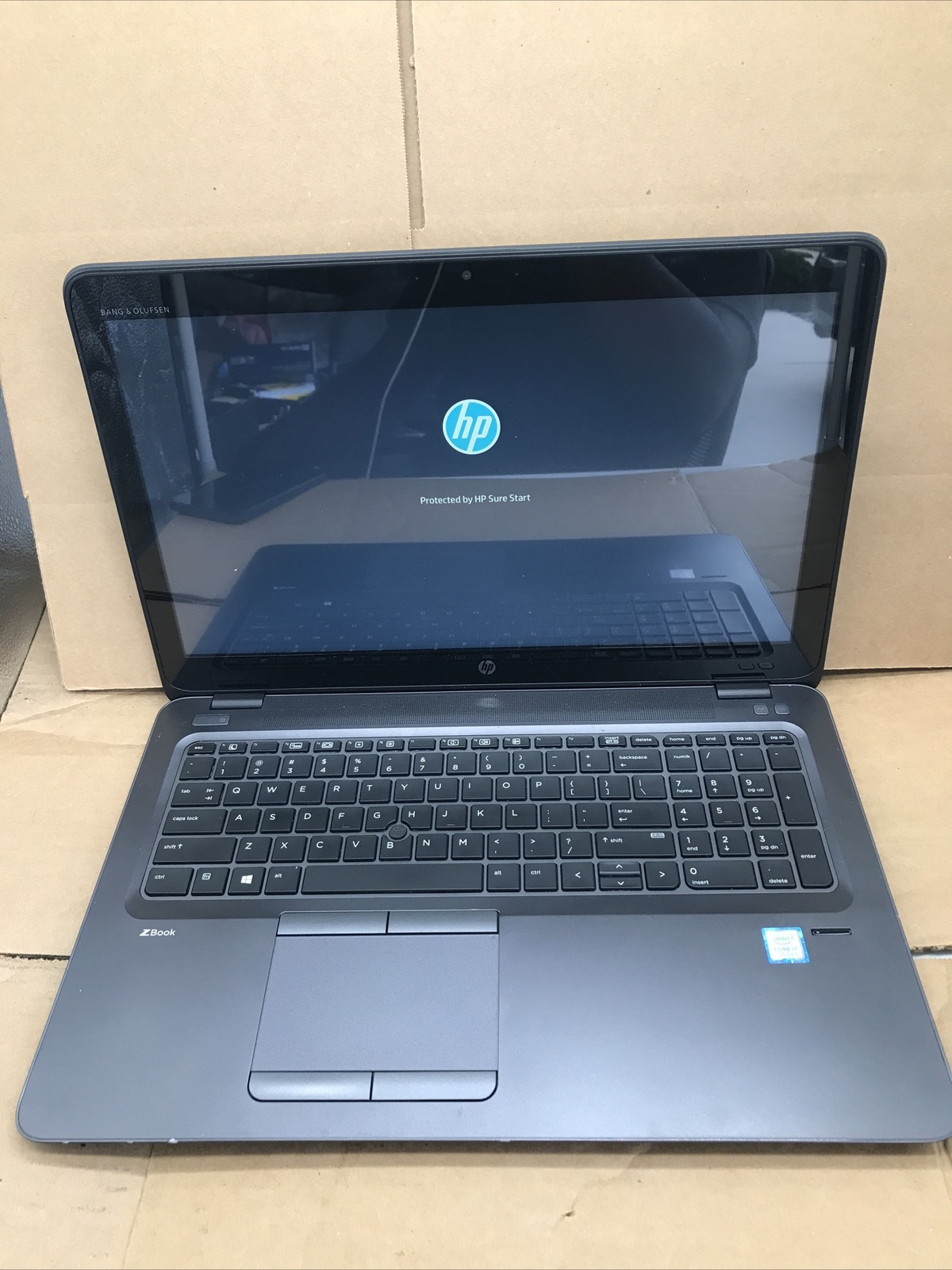 HP ZBook 15u G4 i7-7500U 2/4@ 2.70GHz 16GB RAM 256GB NVMe Touchscreen Win11 Pr