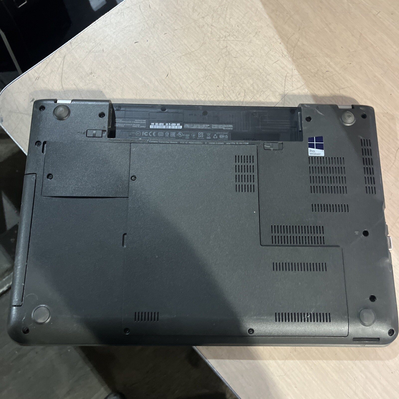 LENOVO THINKPAD E560 INTEL CORE I5-6200U 2.30GHZ 4GB RAM NO HD