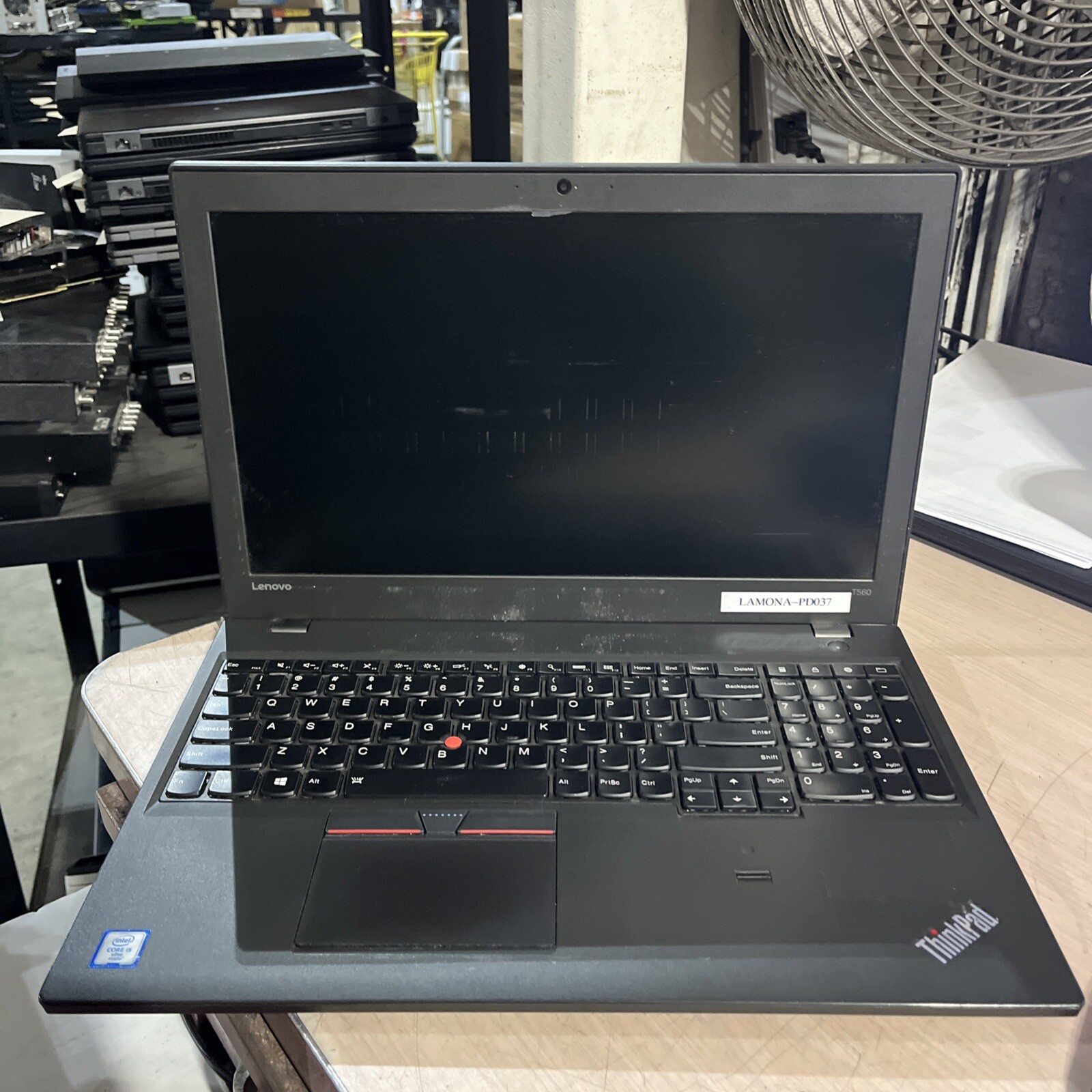 LENOVO THINKPAD T560 INTEL CORE I5-6300U 2.40GHZ 4GB RAM NO HD +
