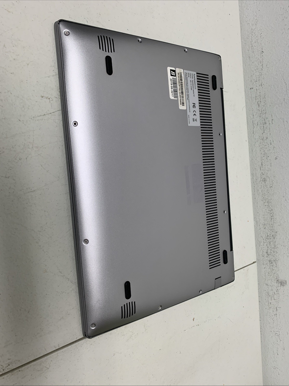 ByteSpeed W1 15.6″ i3-8130U 8GB Ram 256GB SSD Windows 11 Pro
