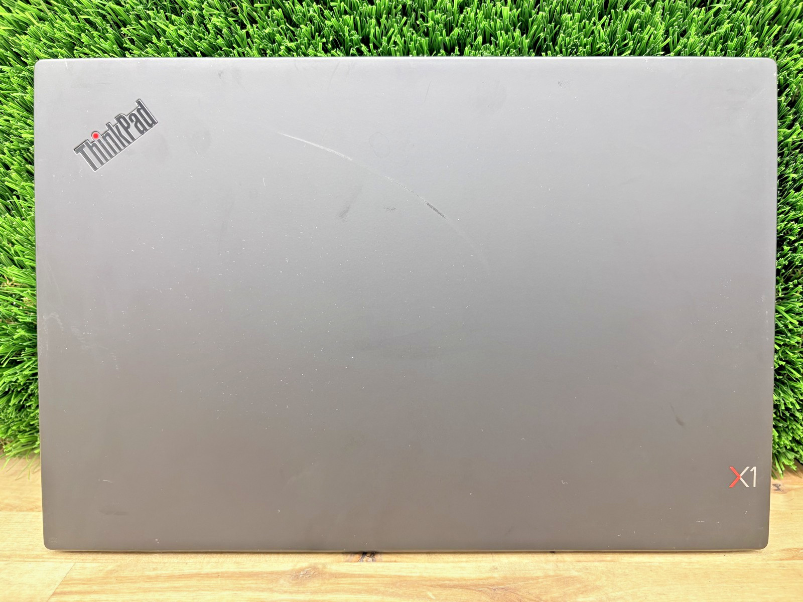 Lenovo ThinkPad x1 Carbon 7 Intel i7-10th Gen 1.90GHz 16GB RAM 256GB SSD W 11 P*