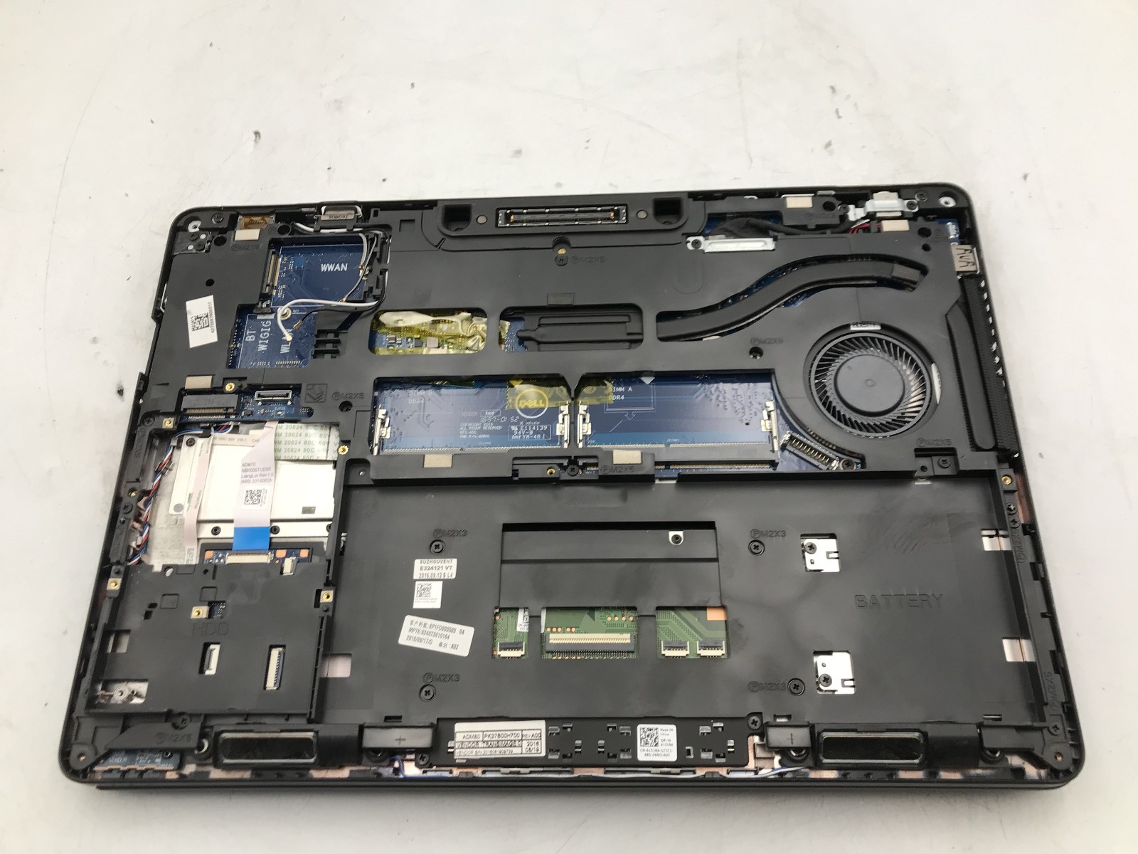 DELL LATITUDE E5470 – FOR PARTS/REPAIR – INTEL I5 6TH GEN – NO RAM -READ DESC-BB