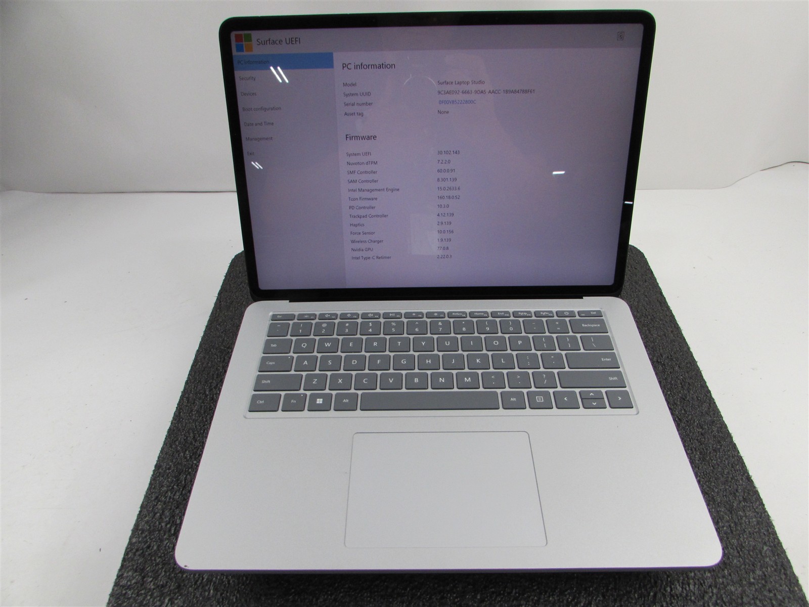 Microsoft Surface Laptop Studio 1964 i7-11370H 1TB SSD 32GB RTX A2000 *No A/C*