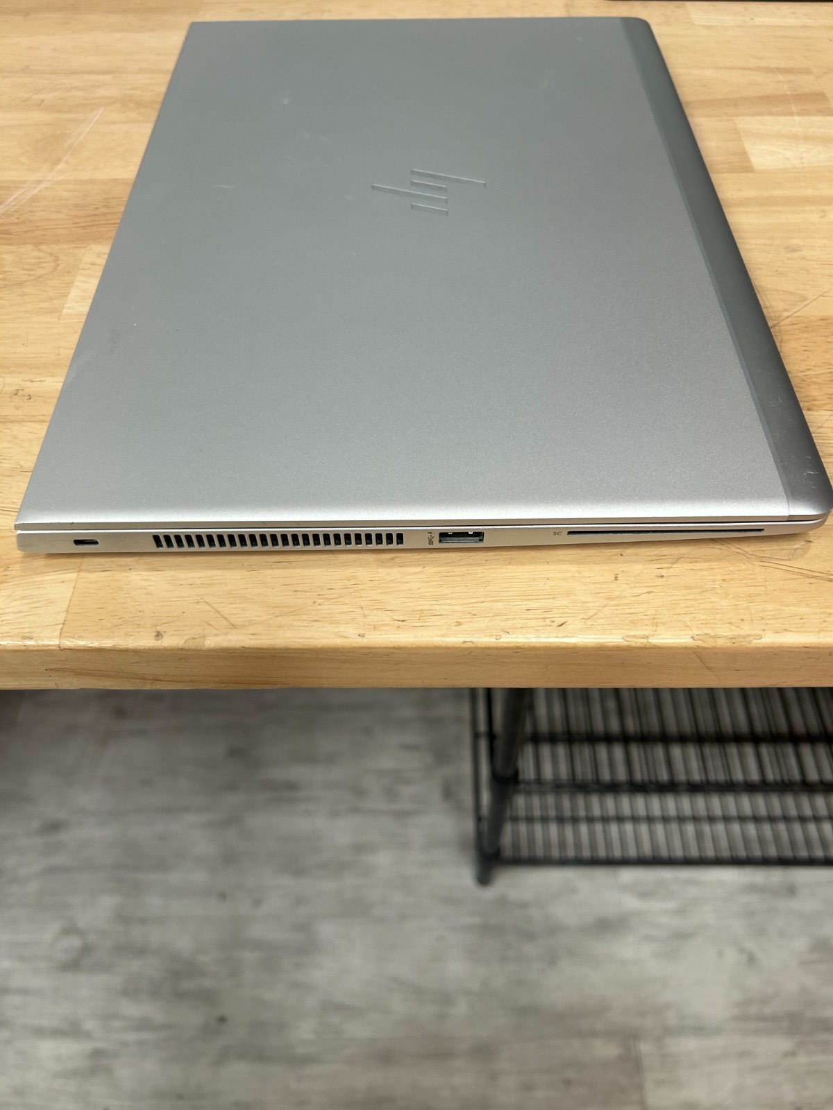 HP ELITEBOOK 745 G5 14″ AMD Ryzen 5 2500U 3.00GHz 16GB RAM 256GB NVMe