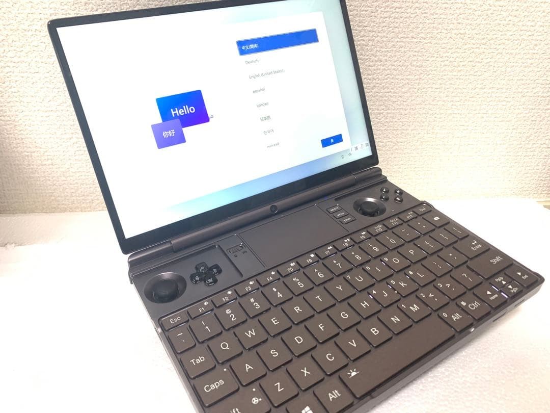 GPD WIN Max 2 Portable Gaming UMPC G1619-03 Ryzen 7 6800U 32GB/1TB SSD W/BOX