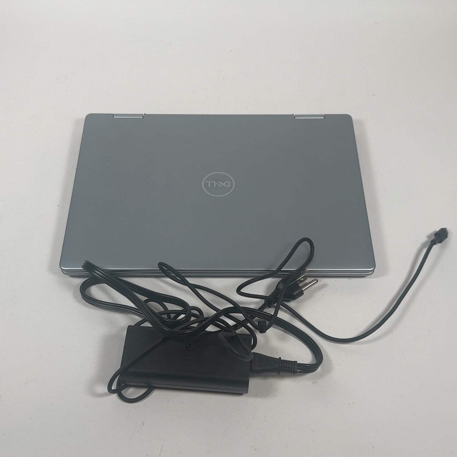 Dell Inspiron 7440 2-IN-1 14″ Core 5 120U 1.4GHz 16GB RAM 512GB SSD