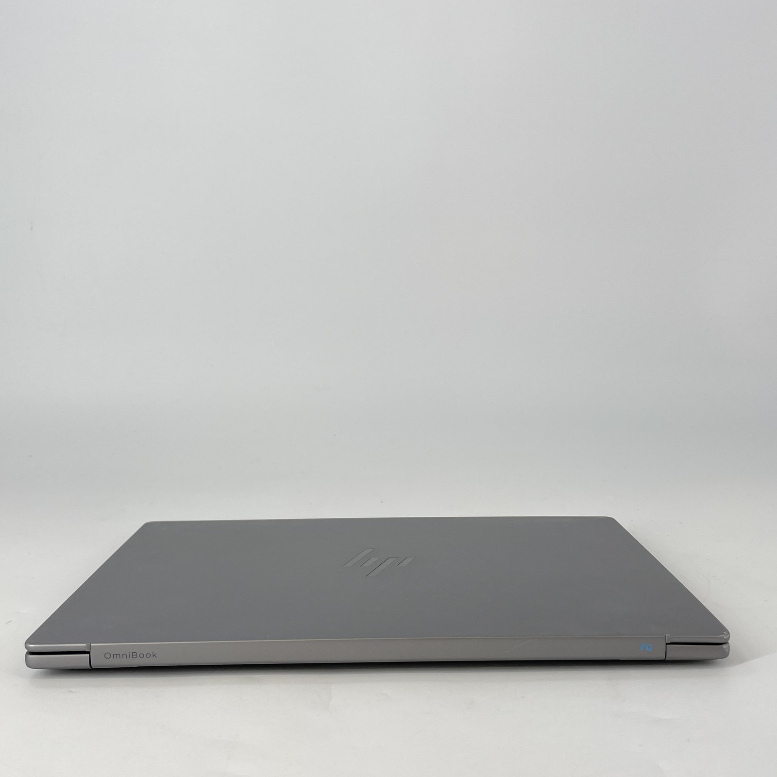 HP OmniBook X 14 Silver FHD+ TOUCH 3.4 GHz X Elite 16GB 1TB BAD HEADPHONE JACK