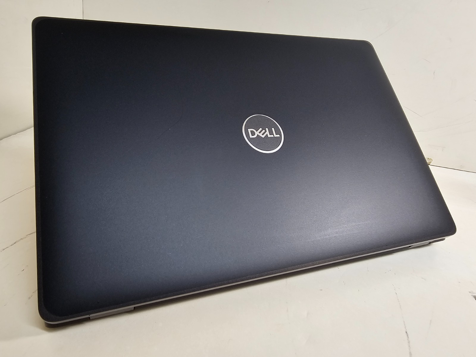 Dell Precision 3540 Laptop – 1.6 GHz i5-8365U 8GB 256GB SSD Webcam 15.6″ – SP01
