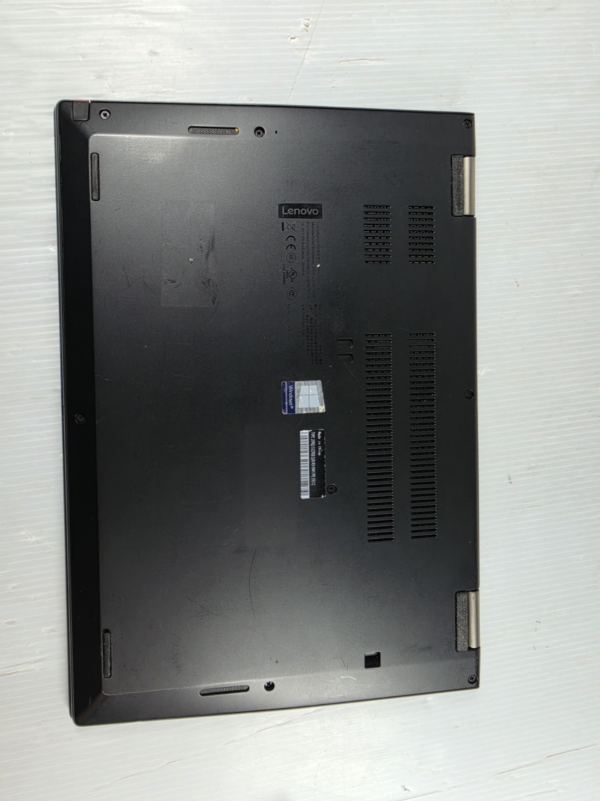 Lenovo ThinkPad X390 Yoga TOUCHSCREEN 2-in-1 Core i5-8265U 16GB 256GB SSD