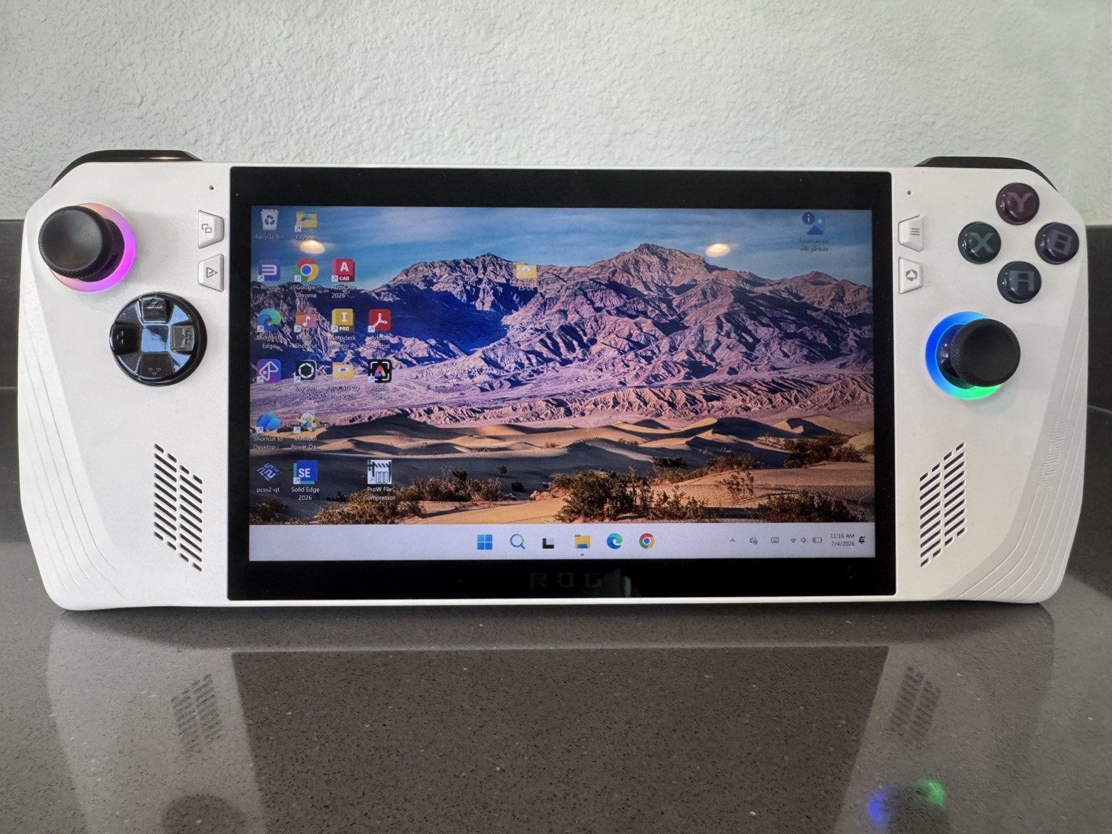 ASUS ROG Ally 120Hz 7” (512GB SSD Ryzen Z1 Extreme 16GB RAM) Gaming Handheld