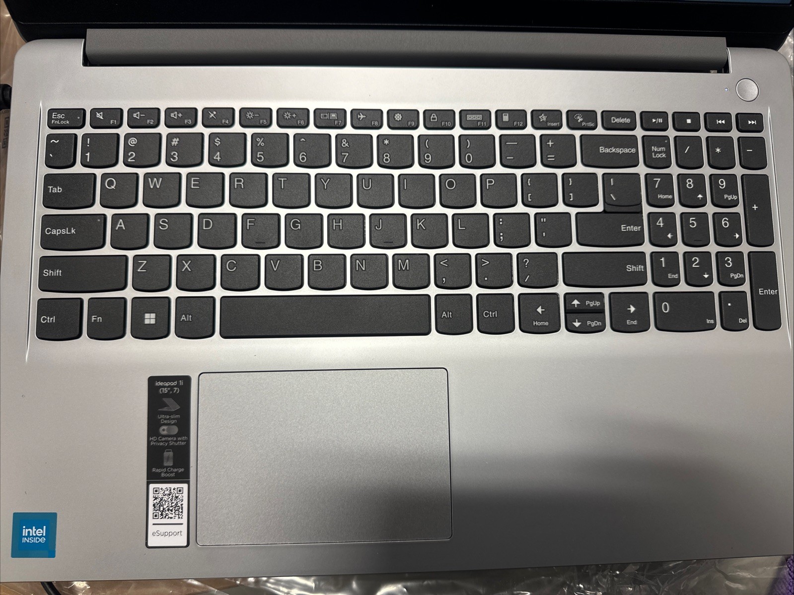 Lenovo 82LX00A4US ( Intel N4500 1.1GHz, 15.6” HD,36 GB, 1T SSD) Silver