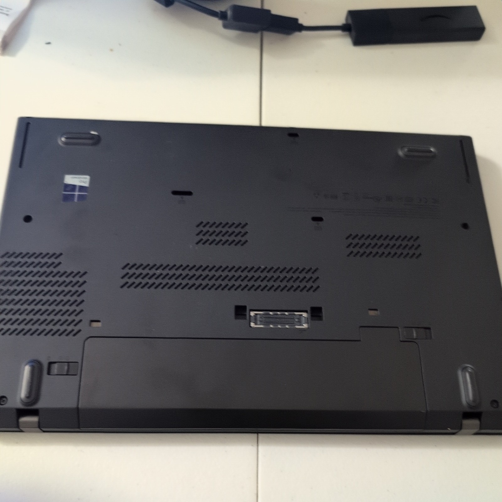 Lenovo ThinkPad T450 Core i5-5300U @ 2.30GHz 8GB RAM 500GB HDD Ubuntu