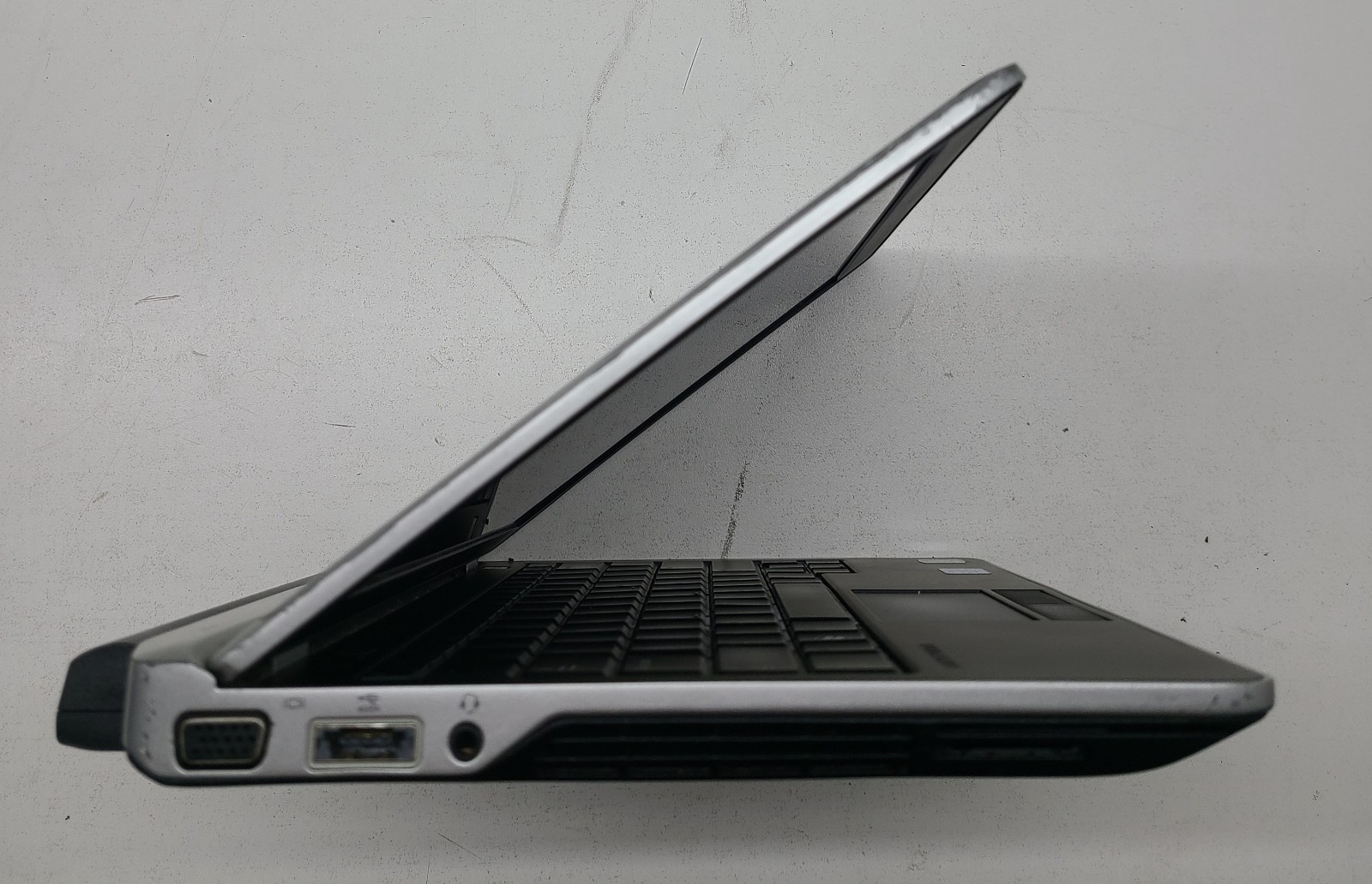 Dell Latitude E6220 12.5″ Laptop Intel Core i5-2520M 4GB RAM NO HD/OS (FL)