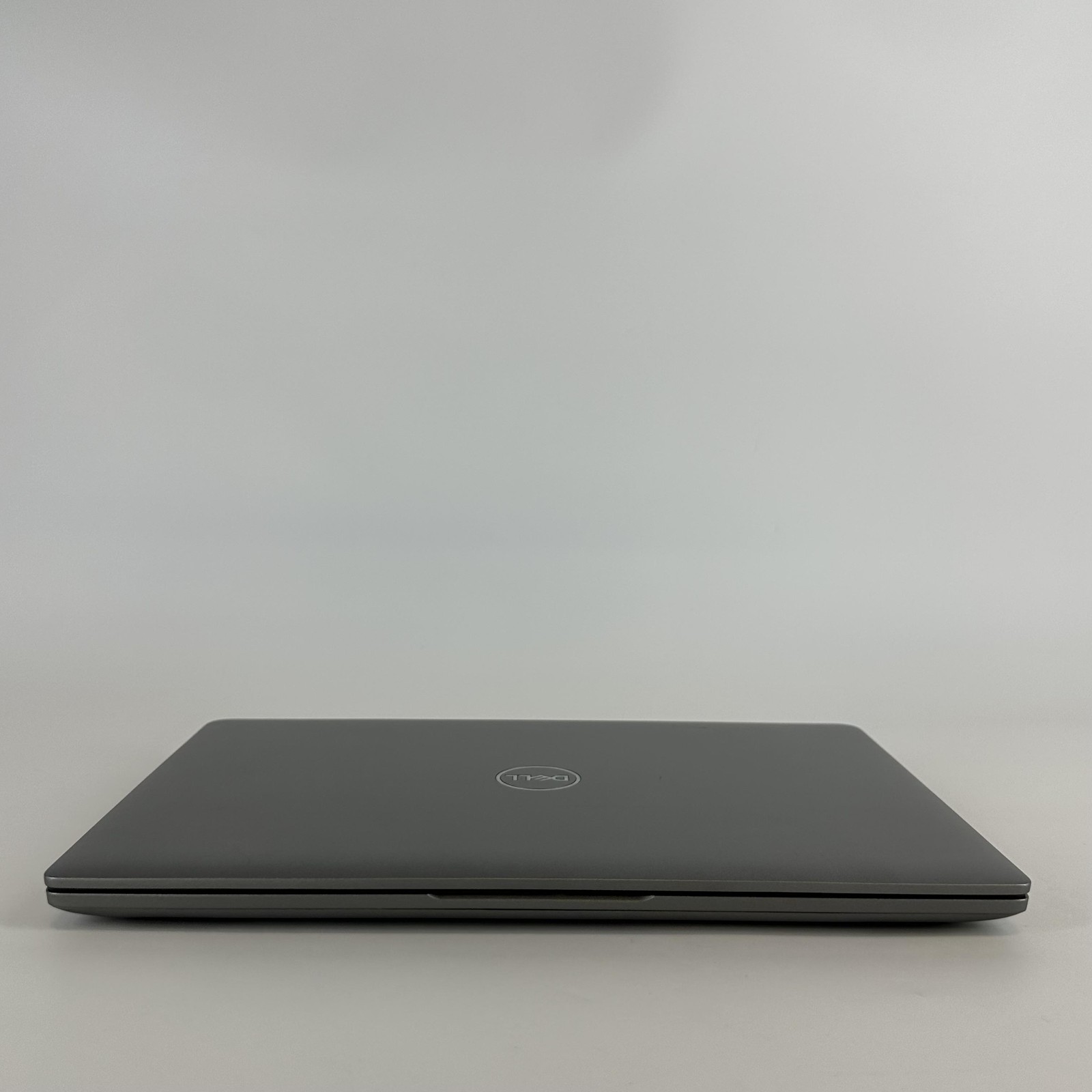Dell Latitude 5450 14 FHD TOUCH 3.8 GHz Ultra 7 165H 32GB 512GB SSD Very Good