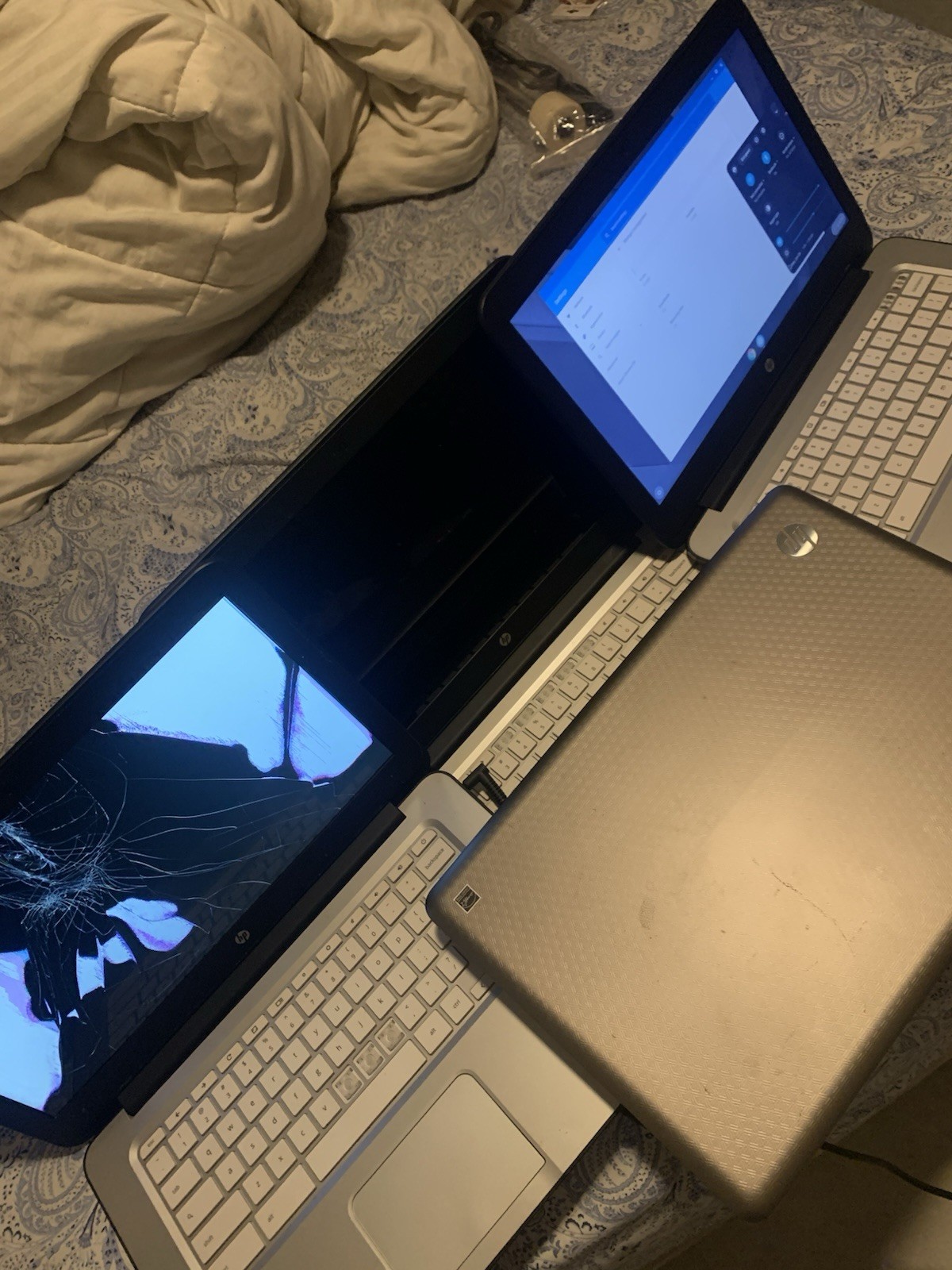 HP Chromebook 14-SMB & G62-140US 14in Laptops, Wi-Fi, Webcam, For Parts